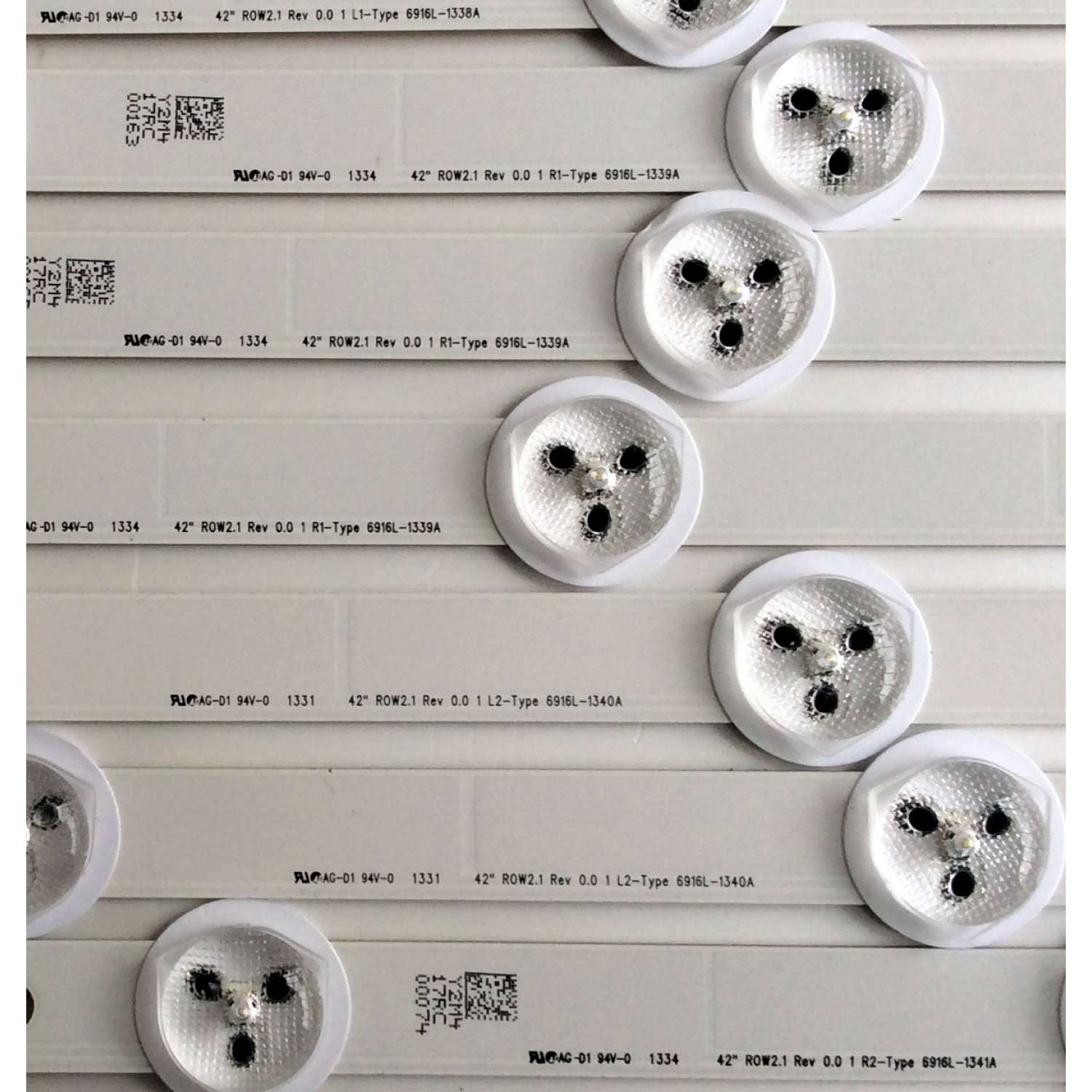 KIT DE LED PARA TV (7 PIEZAS) / PANASONIC 6916L-1338A (1 PIEZA) / 6916L-1339A (3 PIEZAS) / 6916L-1340A (2 PIEZAS) / 6916L-1341A (1 PIEZA) / PANEL LC420DUE (SF)(R2) / MODELO TH-42LRU6	 - Imagen 2