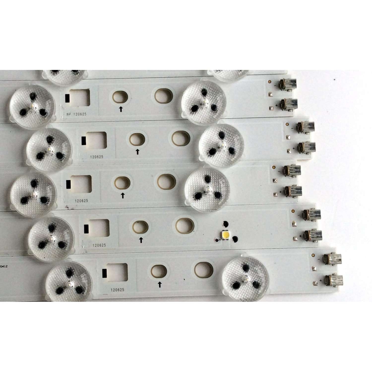 KIT DE LED´S PARA TV (10 PIEZAS) / SAMSUNG 2012SVS40 3228 LEFT06 REV1.5 120412 / 2012SVS40 3228 RIGHT06 REV1.5  M715 Y / M716 Y / 120625 / SUSTITUTOS LTJ400HM08-V / DE400BGS-V1 / 2011SVS40 / PANEL LTJ400HF03-V / MODELOS UN40EH6000 / UN40EH6000FXZA TS02 - Imagen 6