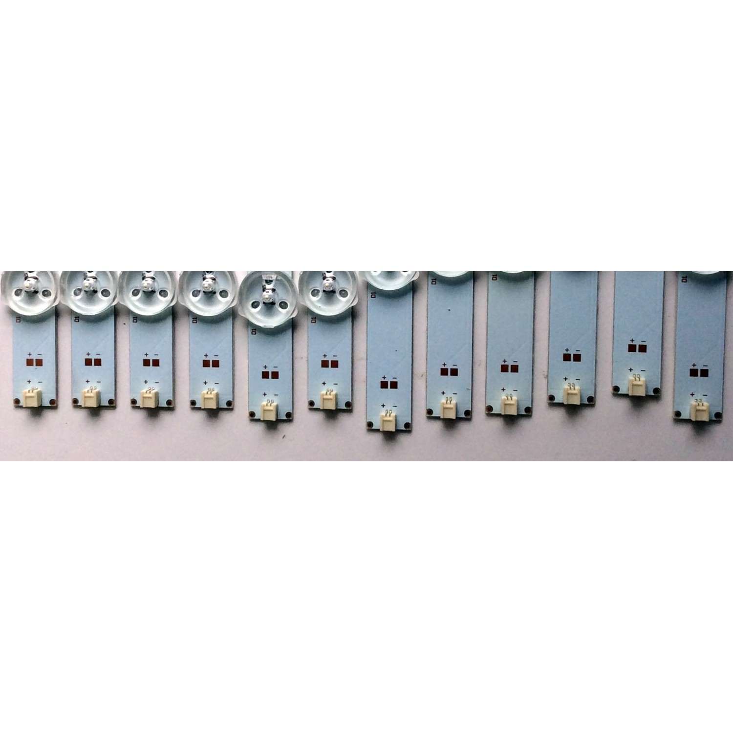 KIT DE LED´S PARA TV (12 PIEZAS) / TOSHIBA 4708-K55WDR-A1213K01 / 4708-K55WDR-A1213K11 / 4708-K55WDR-A1213K01 A-TYPE / 4708-K55WDR-A1213K11 B-TYPE / K550WDR / K550WDR159052 / S-T290-C4-R-Y30 / 471R1P53 / MODELO 55L421U / 55L310U - Imagen 2