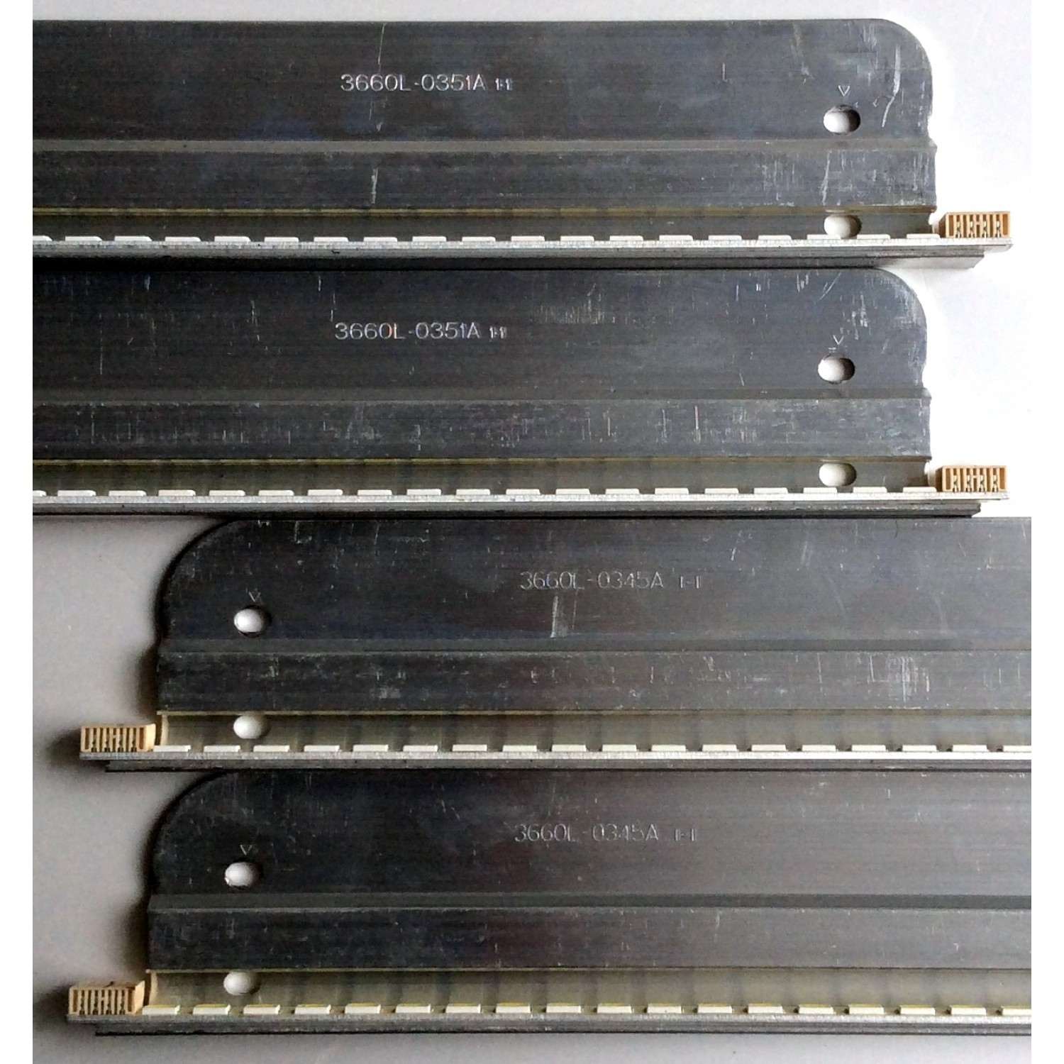 KIT DE LED´S PARA TV (4 PIEZAS) / VIZIO LG INNOTEK 37 INCH REV 0.5 54EA TYPE-A / LG INNOTEK 37 INCH REV 0.5 54EA TYPE-B / 3660L-0351A 1-1 / 3660L-0345A 1-1 / PANEL LC370EUH (SC)(R1) / MODELO XVT373SV - Imagen 4