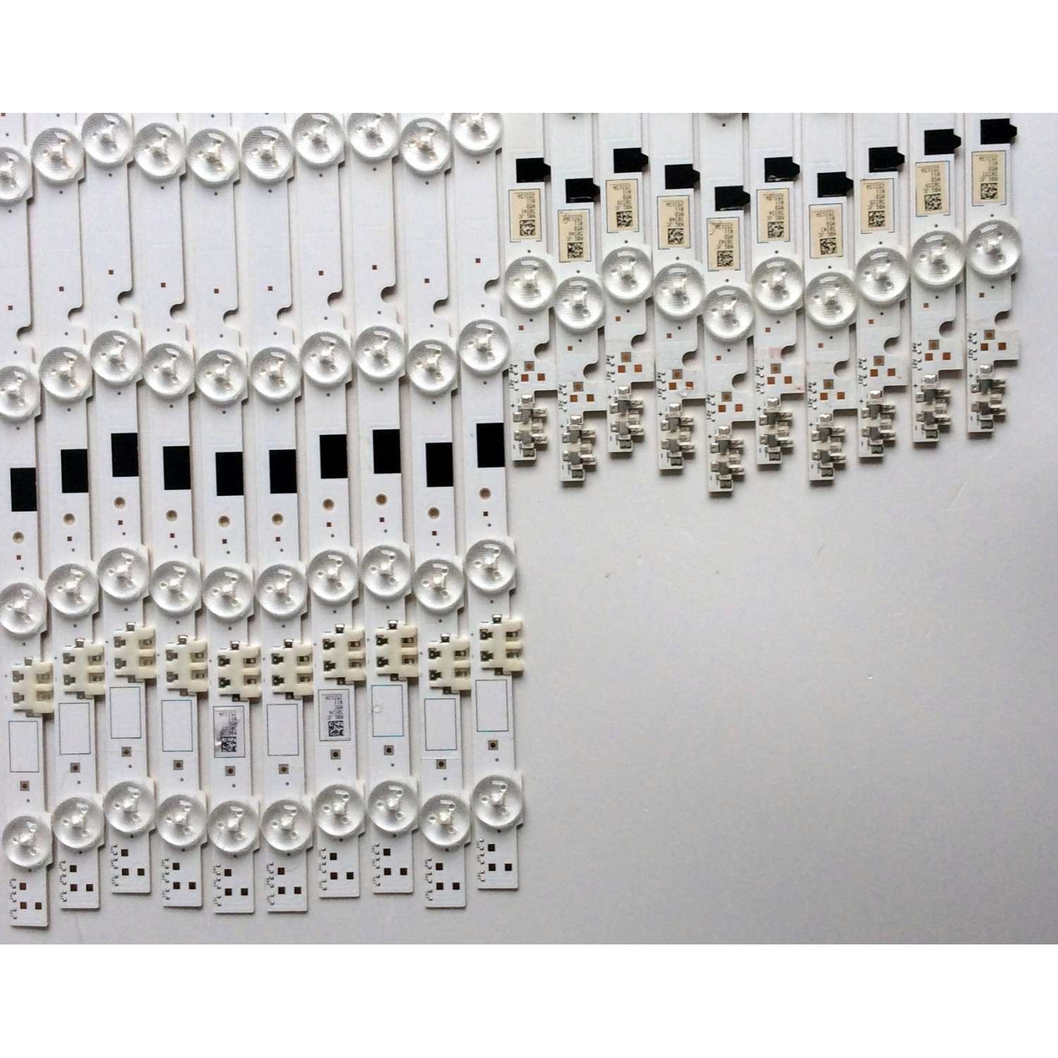 KIT DE LED´S PARA TV (20 PIEZAS) / SAMSUNG BN96-25312A / BN96-25313A / SAMSUNG 2013SVS55F / 2013SVS55F / 130212 / BN41-01972A / BN96-25338A / D2GE-550SCA-R3 / D2GE-550SCB-R3 / PANEL´S CY-HF550CSLV5H / CY-HF550CSLV3H / MODELOS CHECAR DESCRIPCION - Imagen 3