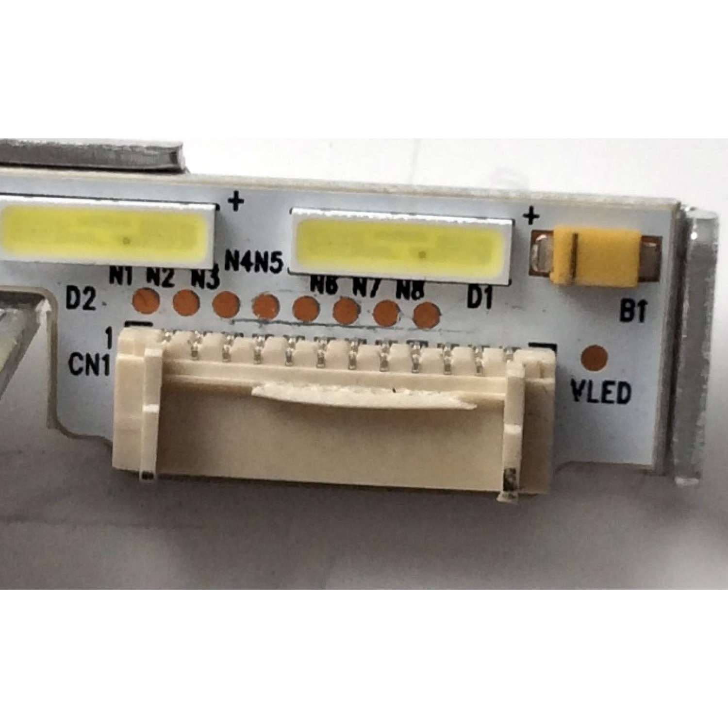 LED PARA TV / PANASONIC 6202B0009Q000 / E117098 / M0008V1 / N31A59A0E / PANEL V400HJ6-LE8 Rev.F4 / MODELO TC-40C5600X - Imagen 3