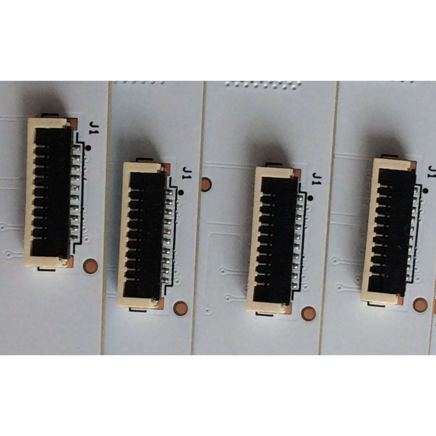 KIT DE LED'S PARA TV VIZIO / NOTA IMPORTANTE: KIT ORIGINALMENTE 16 PIEZAS ((INCOMPLETO SOLO 15 PIEZAS)) / VIZIO T650QVF06.1 V1 / E88441 / ZE65T400023C7 PANEL T650QVF06 / MODELO P65-C1 - Imagen 3