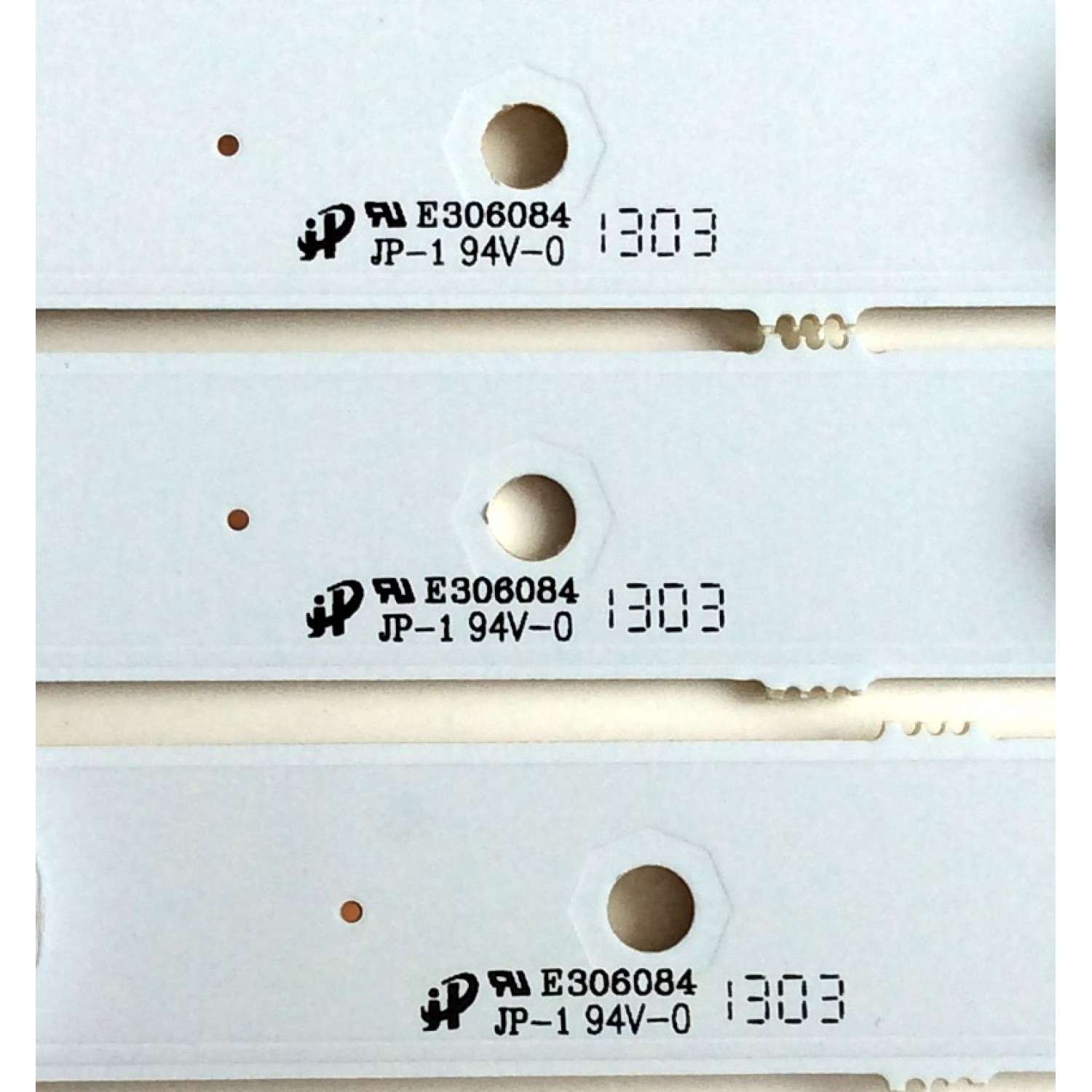 KIT DE LED'S PARA TV (3 PIEZAS ) / AFFINITY IC-B-CNA039D139 / LXC037 / 1003130201XC03703159 PANEL  TY390LK03-BCW2 / MODELO SLE2039 - Imagen 4