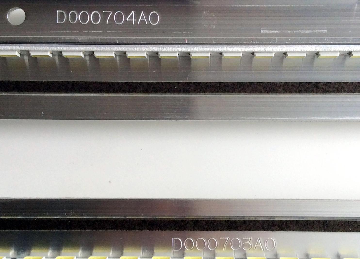 KIT DE LED'S PARA TV (2 PIEZAS) / SAMSUNG LJ64-02230A / D000703A0 / SLED SLS46_5630N LCD 120 REV1.0 100113 GA / PANEL  LTA460HJ06 / MODELOS 46PFL7705DV/F7 / LT-46164 - Imagen 4