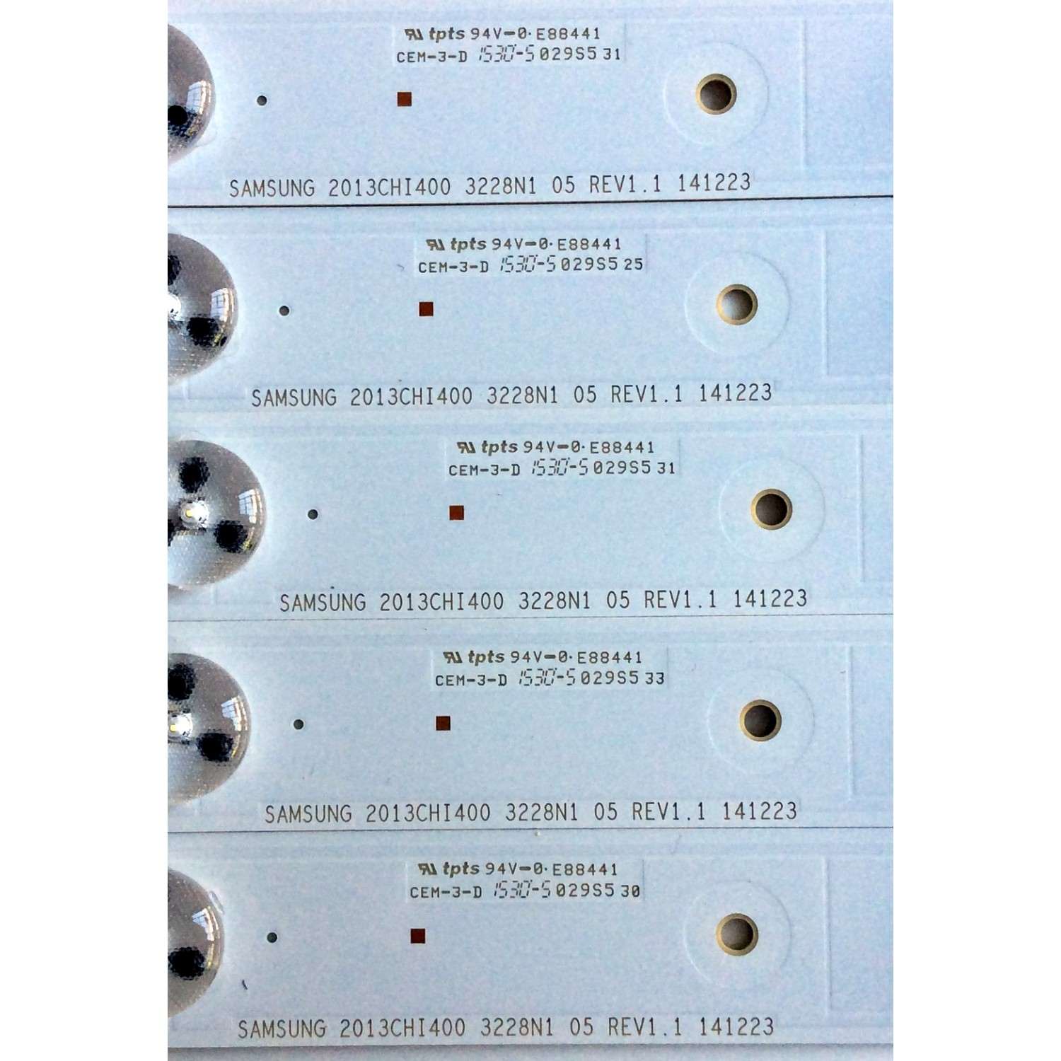 KIT DE LED'S PARA TV HISENSE / INSIGNIA ((INCOMPLETO SOLO 5 PIEZAS)) / NUMERO DE PARTE 1131319 / 2013CHI400 / 2013CHI400 3228N1 05 REV1.0 130625 / PANEL HD400DF-E37 (010)(BBY) / MODELOS 40H4C / 40K200 / 40K20DW / NS-40D420NA16 - Imagen 2