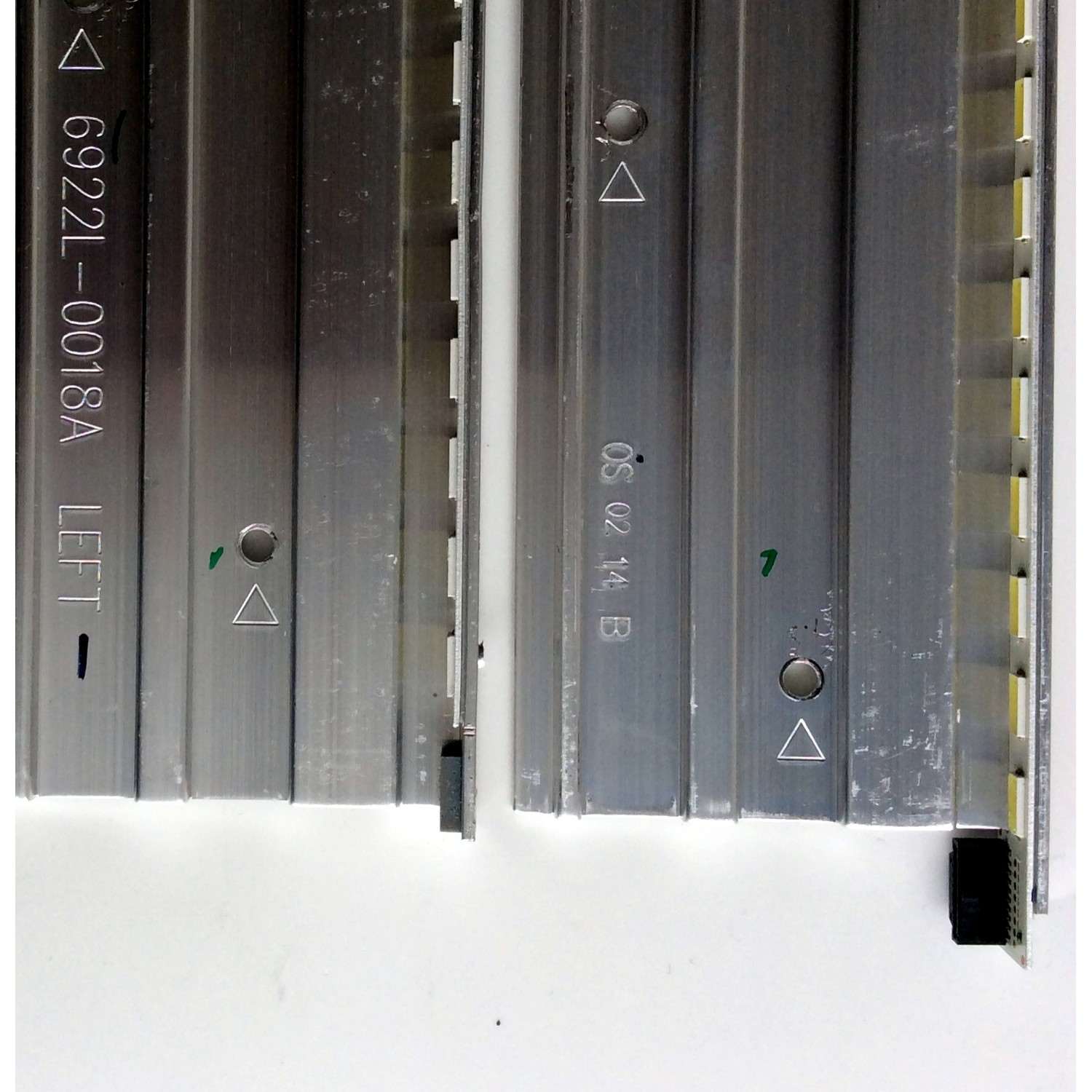 KIT DE LED'S PARA TV (2 PIEZAS) / VIZIO 6922L-0017A / 6922L-0018A / 6920L-0132C / 6920L-0132D / PANEL LC470EUD (SE)(F4) / MODELO M3D470KD - Imagen 2