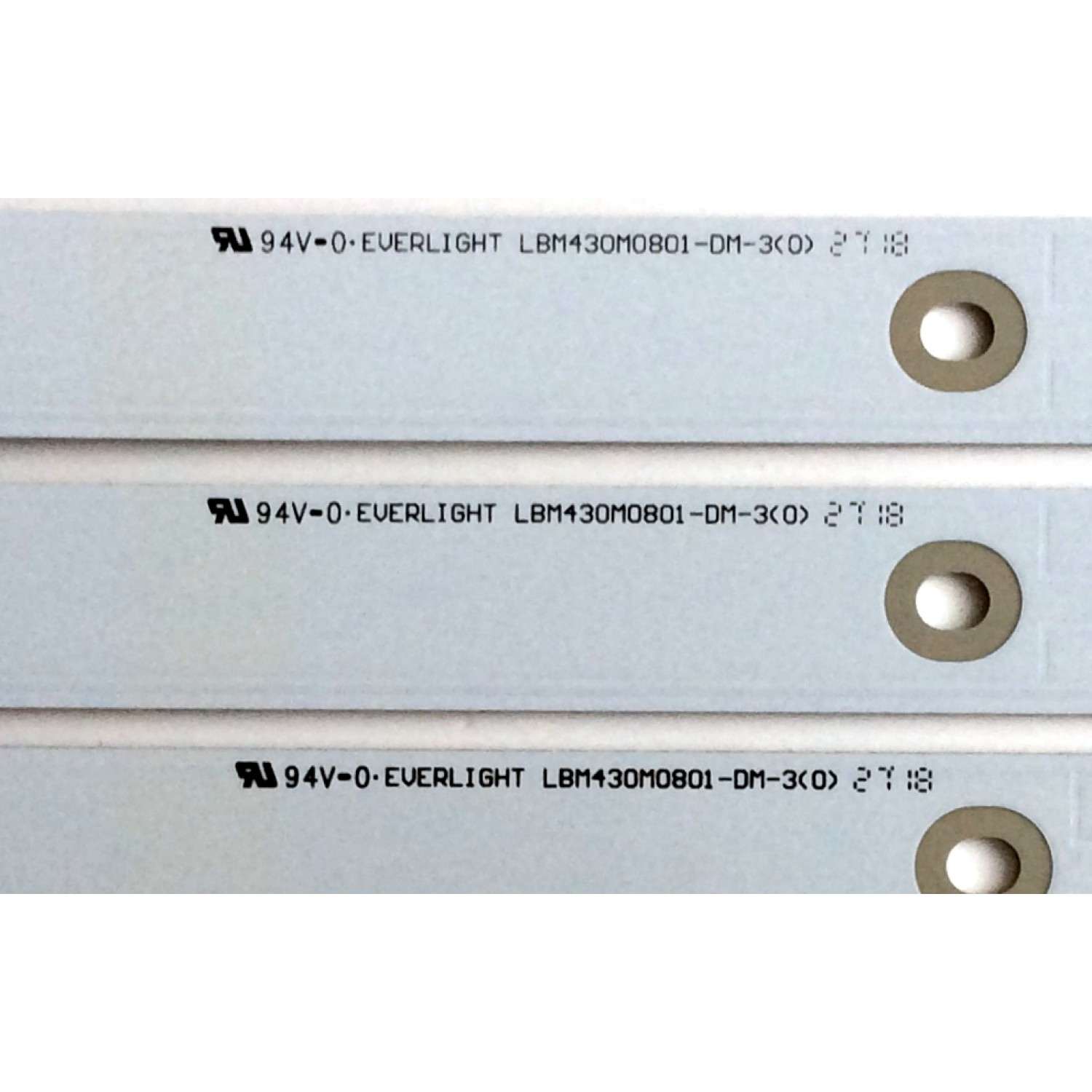 KIT DE LED'S PARA TV (3 PIEZAS) / SAMSUNG 58.43T16.001 / LBM430M0801-DM-3(0) / 58.43T0U.E01 / PANEL T430QN03.5 / MODELO UN43NU6900FXZA AZ02 - Imagen 2