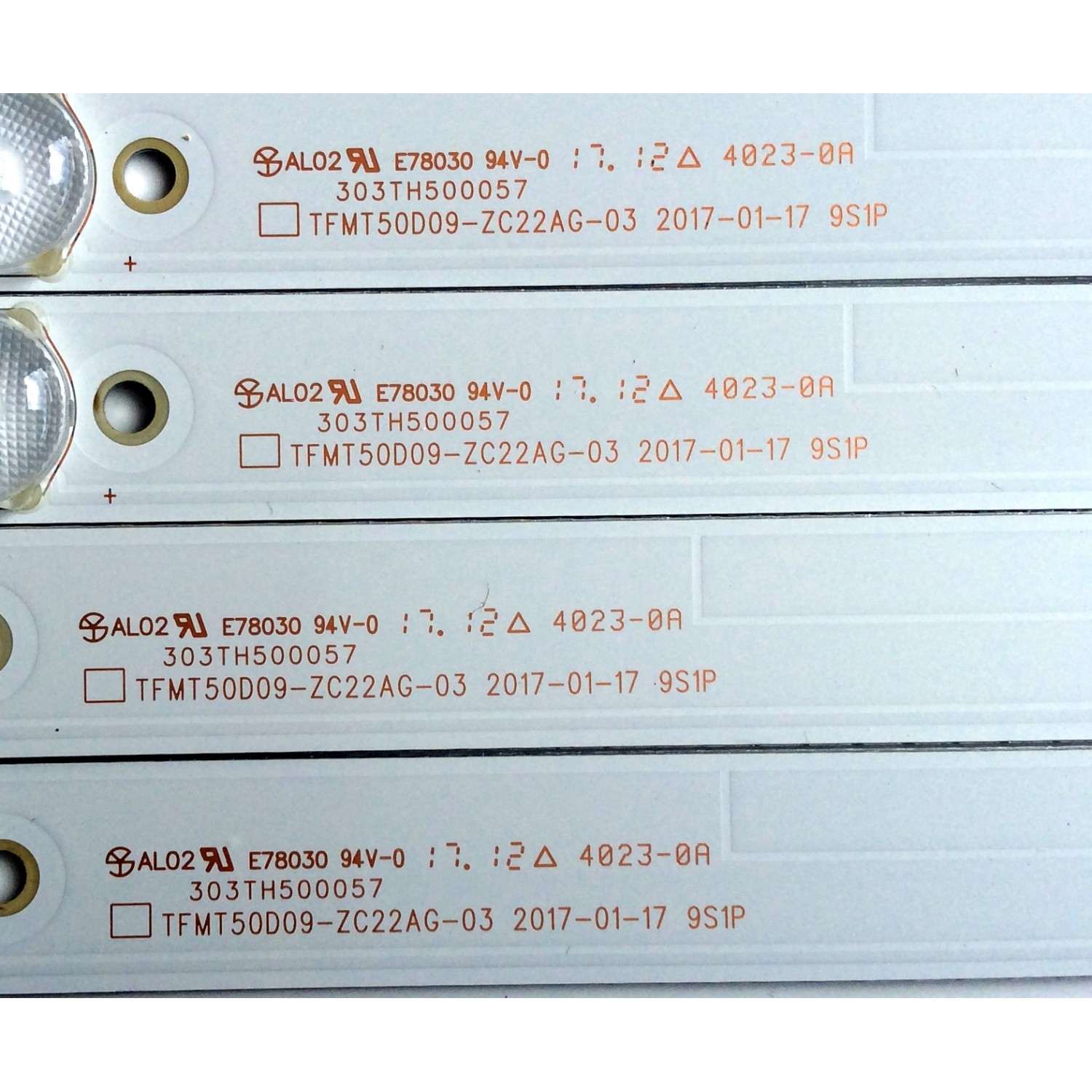 KIT DE LED'S PARA TV (4 PIEZAS) / ELEMENT 303TH500057 / TFMT50D09-ZC22AG-03 / 910-500-1062 / TH500M28 / PANEL V500HJ1-PE8 / MODELO  ELEFW 5017 - Imagen 3