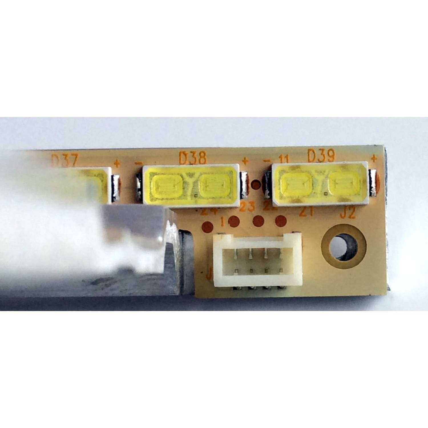 KIT DE LED'S PARA TV (2 PIEZAS) / VIZIO  7355T02.002- 1-DX1 / 12702N / E88441 / E150504 / PANEL T550HVN01.5 / MODELO M550VSE - Imagen 4