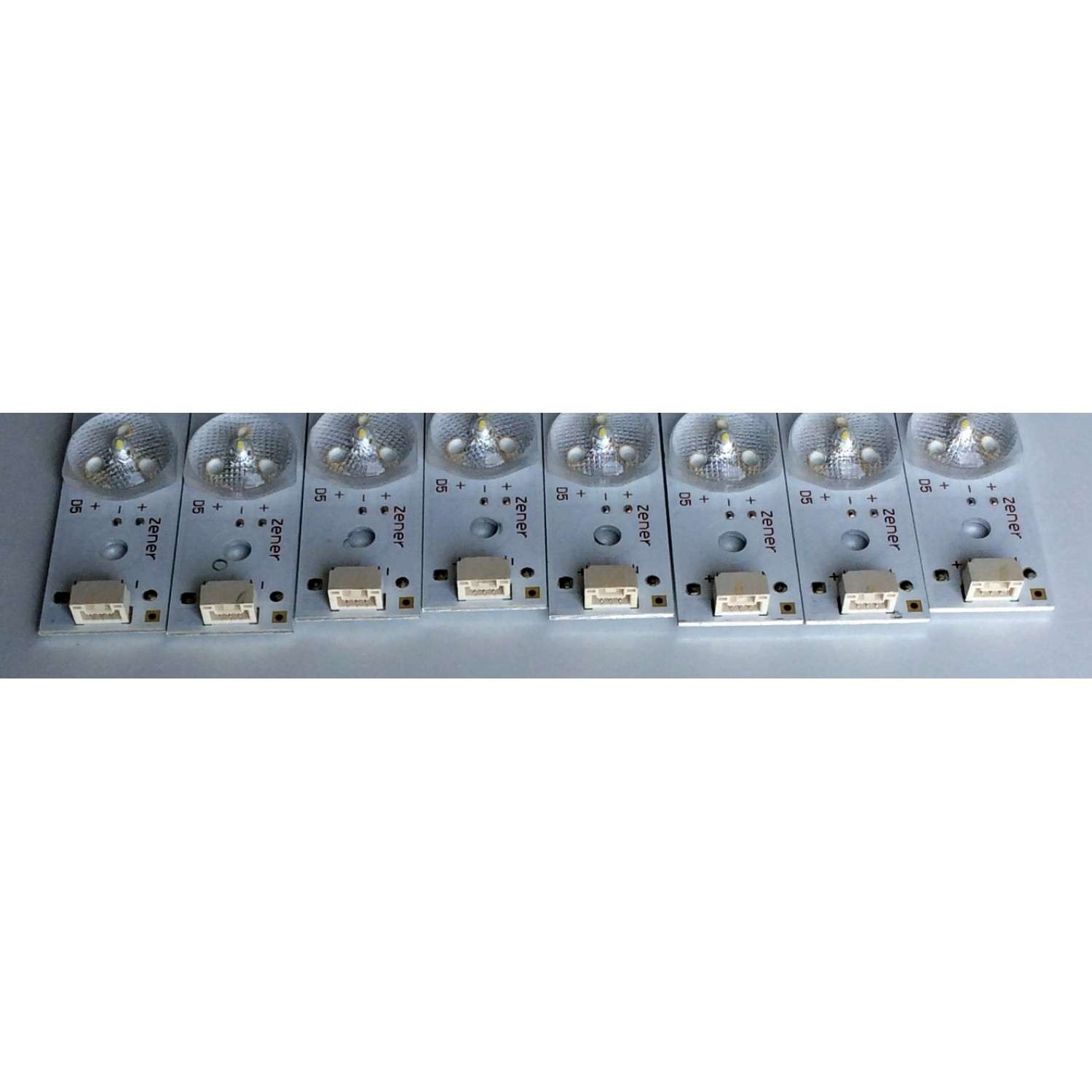 KIT DE LED'S PARA TV (8 PIEZAS) / INSIGNIA 4C-LB550T-GY2 / 3 L07 C73 VF16 N57 D 217 / PB15D572173BL051-002H / PANEL ST5461B05-2 / LVF550CSDX E6 V4 / MODELO NS-55D421NA16 - Imagen 4