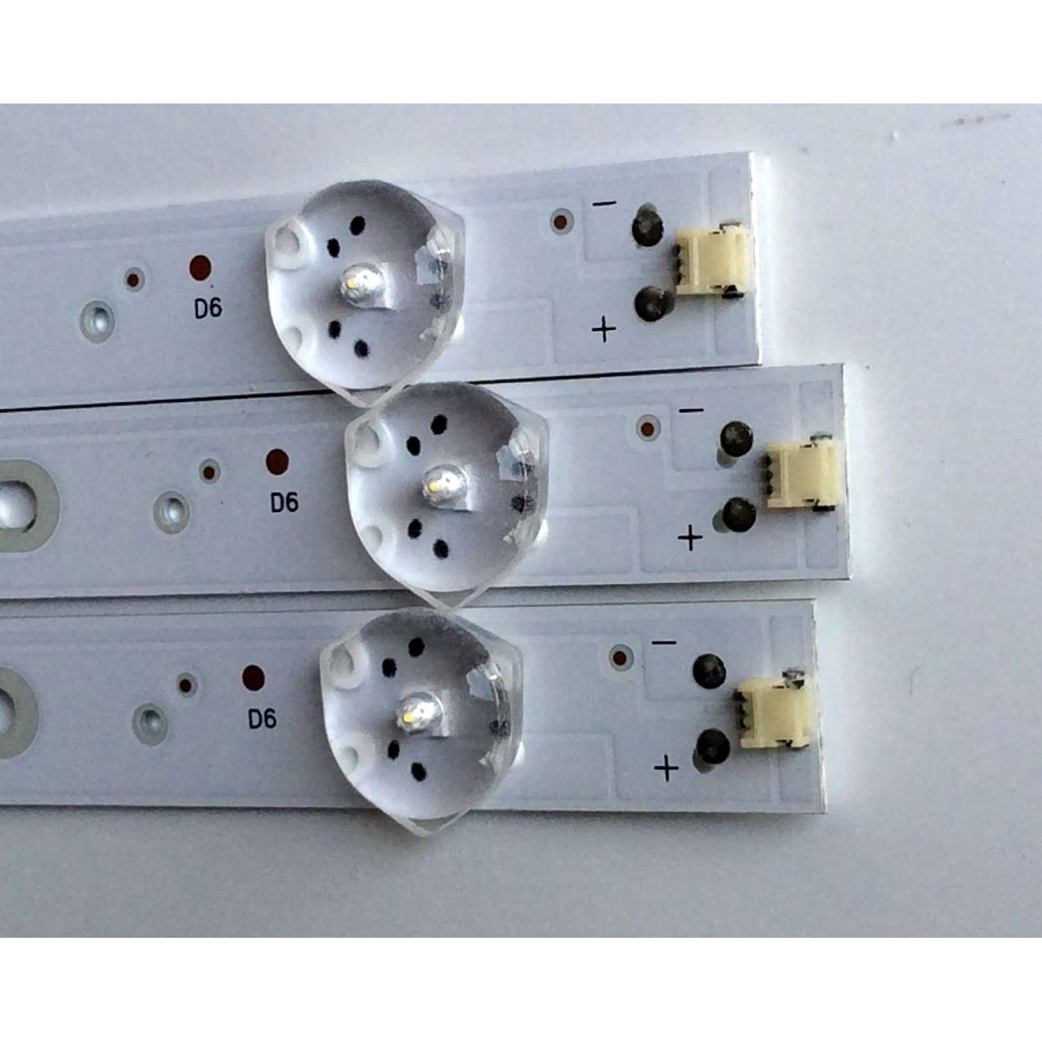 KIT DE LED'S PARA TV (3 PIEZAS) / SHARP SJ.H0.D4000601-3030AS-M-HF / 1.14.HBMD400001 / 180514 / 07L1-F8-1-H0.D400S02-14838-RT1001 / PANEL T390HVN04.0XL / MODELO LC-39LE55IU - Imagen 3