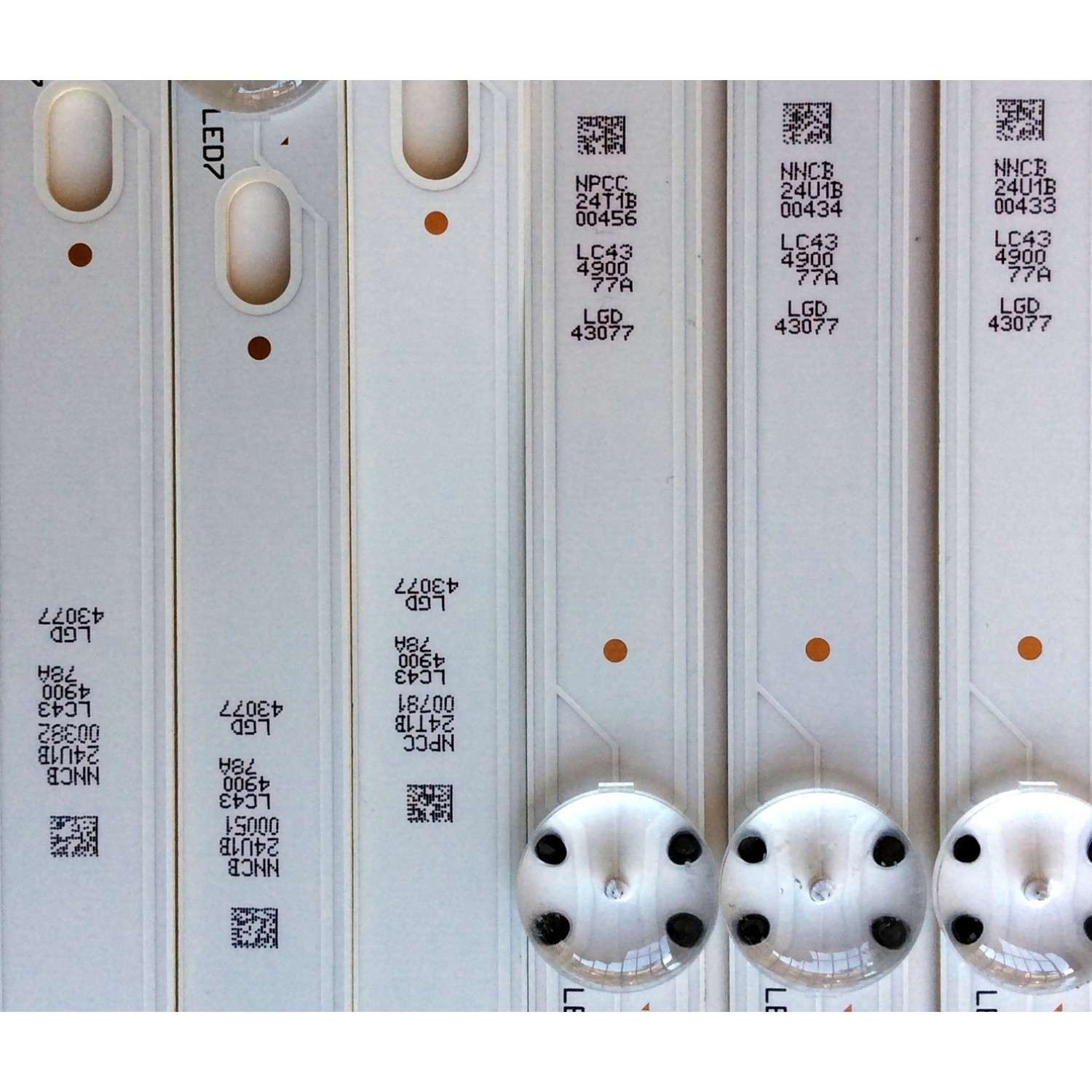 KIT DE LED'S PARA TV (6 PIEZAS) / LG A-TYPE LC43490077A / B-TYPE LC43490078A / LC43490077A / LC43490078A / SSC_43UJ63_A_S / SSC_43UJ63_B_S / SSC_43UJ63_7LED_REV01_170930 / LGD43077 / PANEL NC430DGG-AAFX3 / 43UJ6300-UA / 43UJ6300-UA.BUSYLJM - Imagen 5