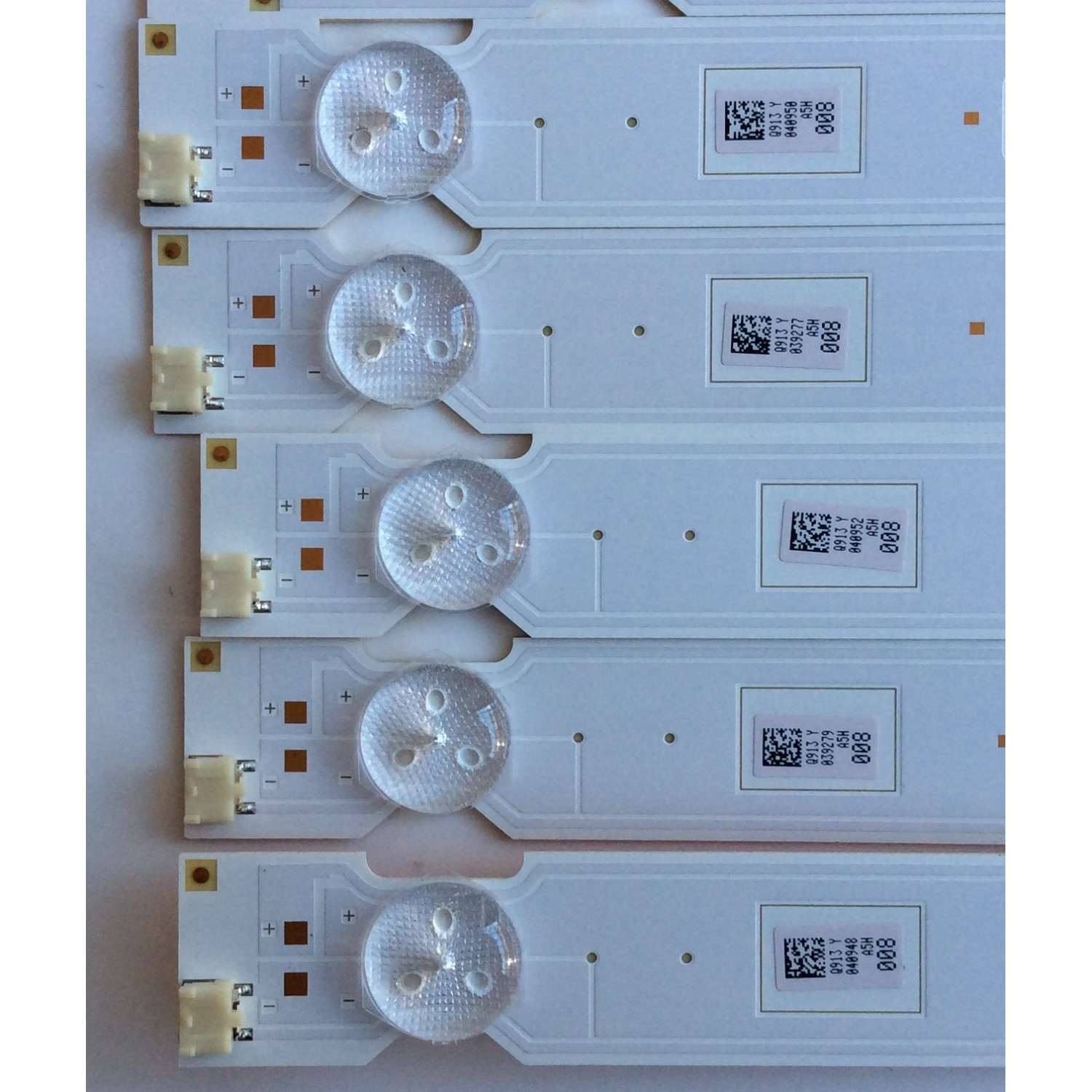 KIT DE LED'S PARA TV (10 PIEZAS) / SONY 2015SONY55_FCOM_05 / LM41-00116H / LM41-00116J / SAMSUNG_2015SONY55_FCOM_05_LEFT_REV1.0_160127 / 2015SONY55 / SAMSUNG_2015SONY55_FCOM_05_RIGHT_REV1.0_160127 / PANEL YS6S550CNG025 / A21166335C / MODELO XBR-55X700D - Imagen 3