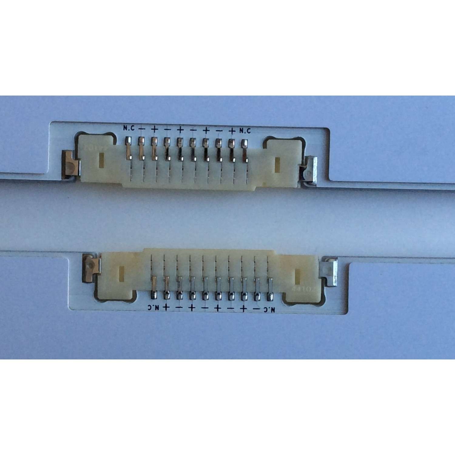 KIT DE LED'S PARA TV (2 PIEZAS) / SAMSUNG BN96-32387A / BN96-32388A / 32387A / 32388A / PANEL CY-KH060FSSV1H / MODELOS UN60HU8500 / UN60HU8550 / UN60HU8550FXZA / UN60HU8500FXZA HS01 - Imagen 3