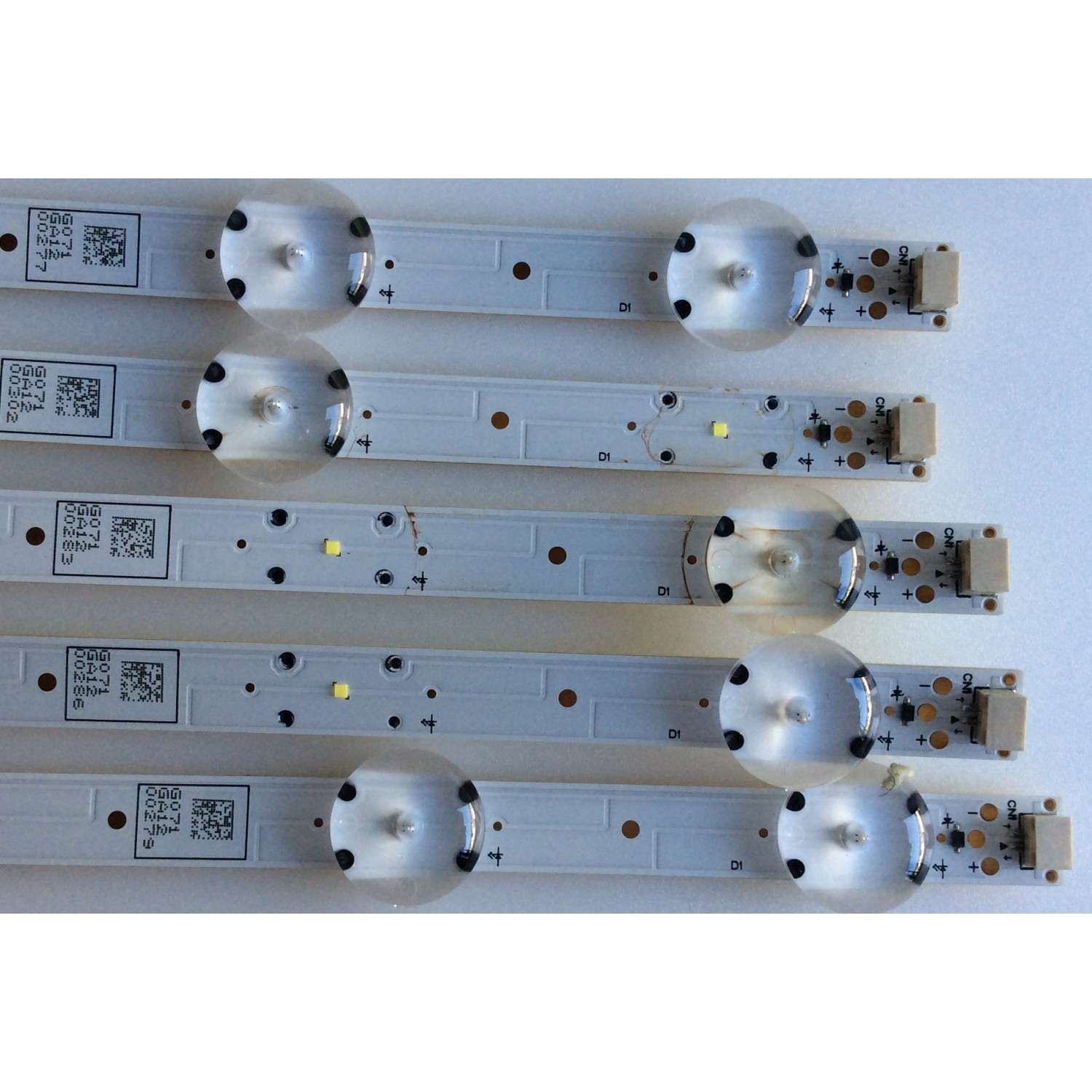 KIT DE LED'S  PARA TV ((INCOMPLETO)) / PHILIPS / UDULED0GS071 / LG INNOTEK 65INCH FUNAI_REV.A_ / 65W11S1P / PANEL UAD82XG / MODELO  65PFL5922/F8 - Imagen 2