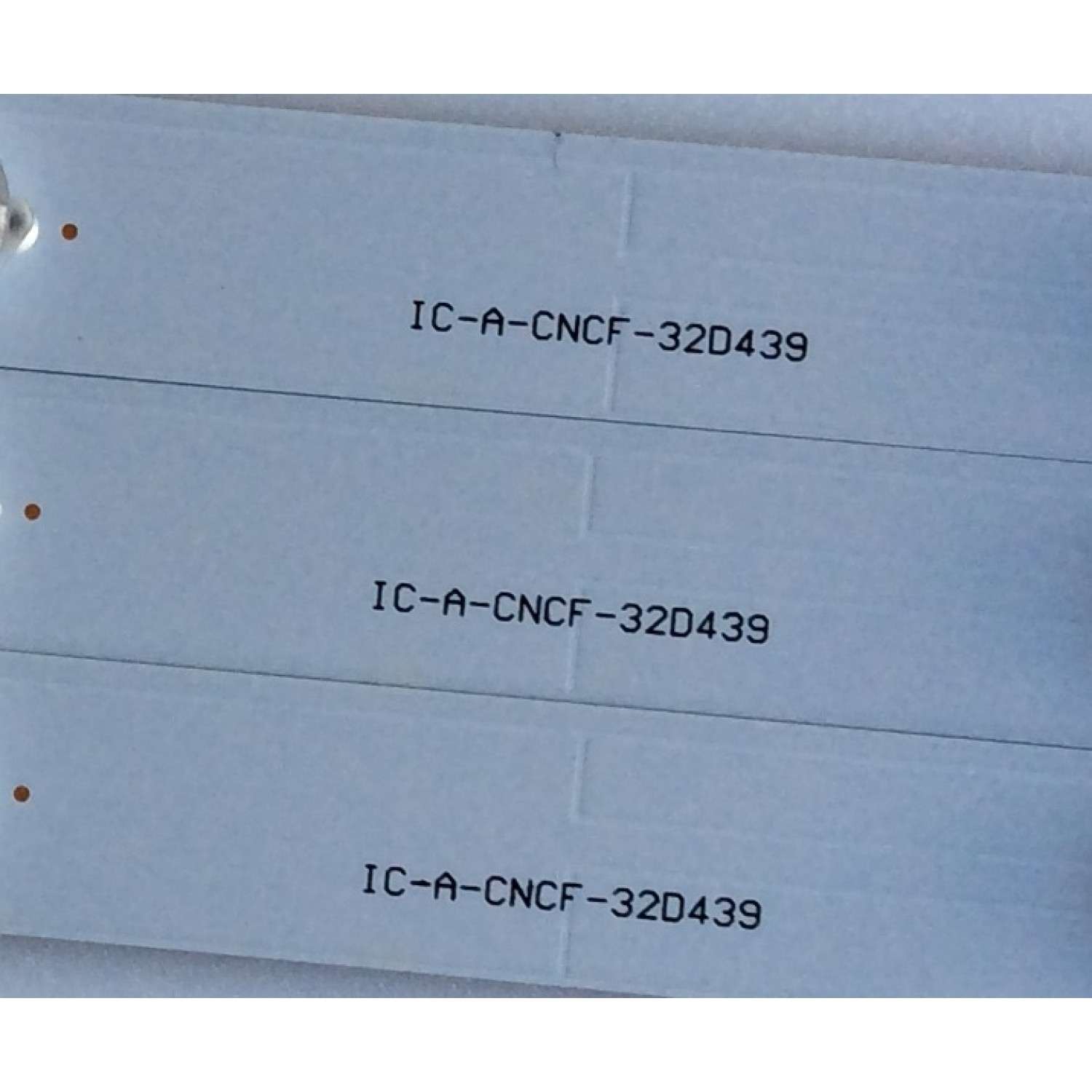 KIT DE LED'S PARA TV WESTINGHOUSE ((3 PIEZAS)) / NUMERO DE PARTE IC-A-CNCF-32D439 / T74-C6WD-S3-3-14-04-19 / C674-761M 3.4-3.6V / MODELO DWM32H1G1 TW-77701-S032M - Imagen 2
