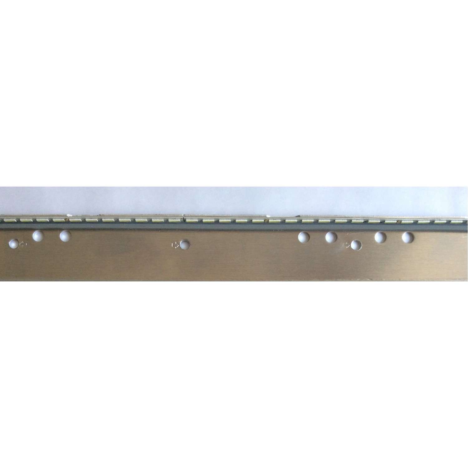 LED PARA TV (2 PIEZAS) / HISENSE / LBM550M0904 / LBM550M0904-AE-1(HF)(0)(L) / LBM550M0904-AF-1(HF)(0)(R) / MODELO MT5461D01-1 / 68.5CM X 20CM / - Imagen 3