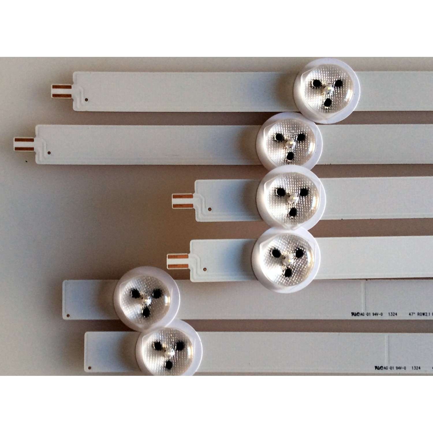 KIT DE LED`S PARA TV / NOTA IMPORTANTE:KIT CUENTA ORIGINALMENTE DE 12 PIEZAS ((INCOMPLETO SOLO 6 PIEZAS)) / LG 47¨ ROW2.1 Rev 0.7 / 6916L-1174A / 6916L-1175A / 6916L-1176A / PANEL LC470DUE (SF)(R1) / MODELO 47LN5200-UB / 47LN5200-UB.BUSYLHR - Imagen 4