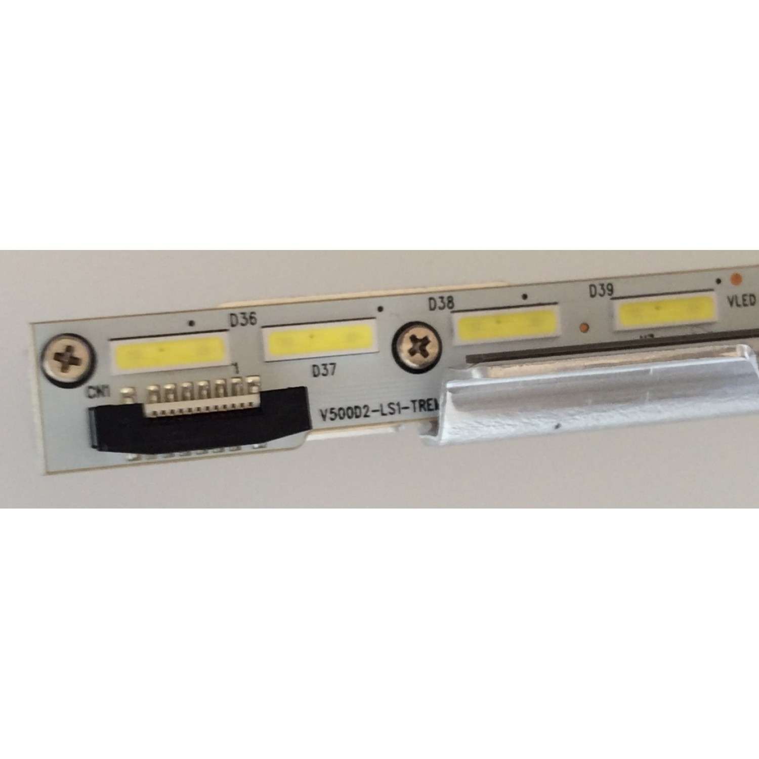 LED PATA TV (1 PIEZA) /  PANASONIC / V500D2-LS1-TREM3 / N31A4YK0 C / M0004L / PANEL  V500HJ1-LE6 / MODELO TH-50LRU70 / (( 63 CM X 21 CM)) - Imagen 3