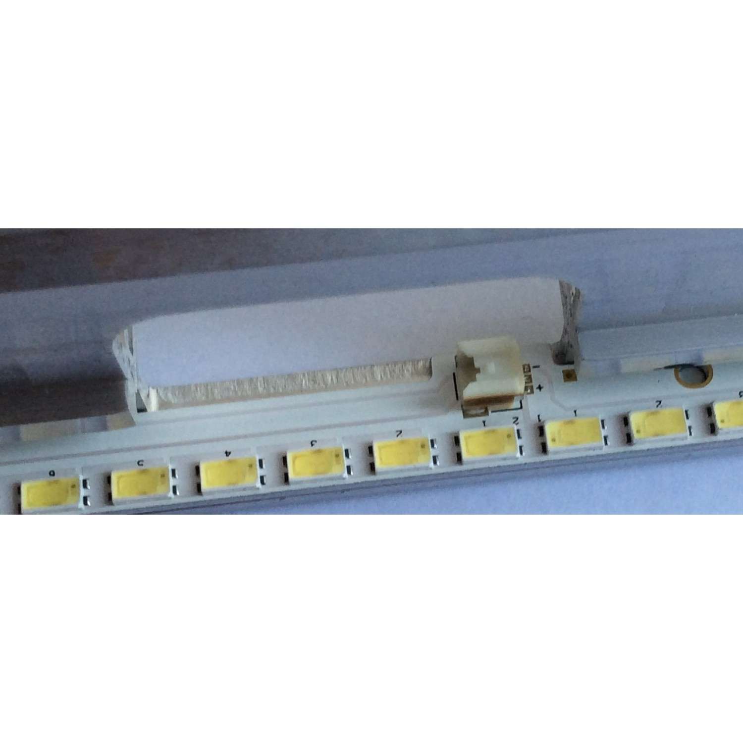 LED PARA TV (1 PIEZA) / SHARP / RB129WJ3 / 2013SSP70 5630 70 REV1.0 /  3418 / PANEL JE69503HB10R / MODELO LC-70LE755U / 1.58M X 17CM /  - Imagen 2