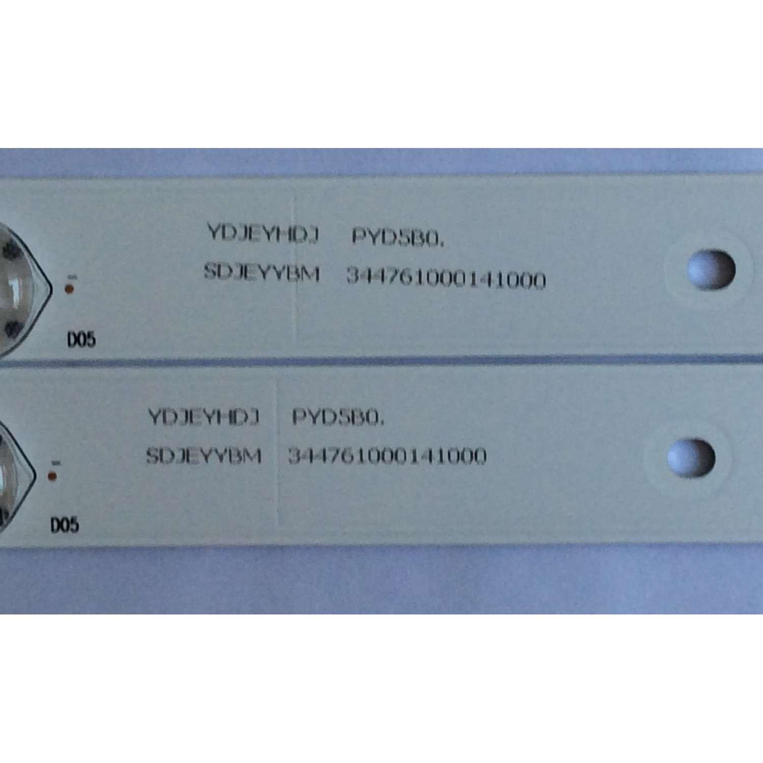 KIT DE LED'S PARA TV ( 2 PIEZAS ) / 2D03590 REV.A / YDJEYHDJ  PYD5B0 / SDJEYYBM / AA081 / 344761000141000 / PANEL BOEI320WX1-01 / MODELO NS-32D220NA18  - Imagen 2