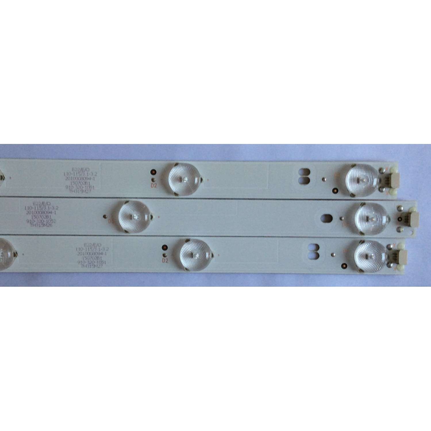 KIT DE LED'S PARA TV ( 3 PIEZAS ) / WESTINGHOUSE / 303TH320039 / 303TH320040 / TFGJ32D07-ZC21FG-04 / TFGJ32D06-ZC21FG-04 / TH315M26 / TH315M27 / 910-320-1052 / 910-320-1051 / MODELO WD32HD1390 - Imagen 4