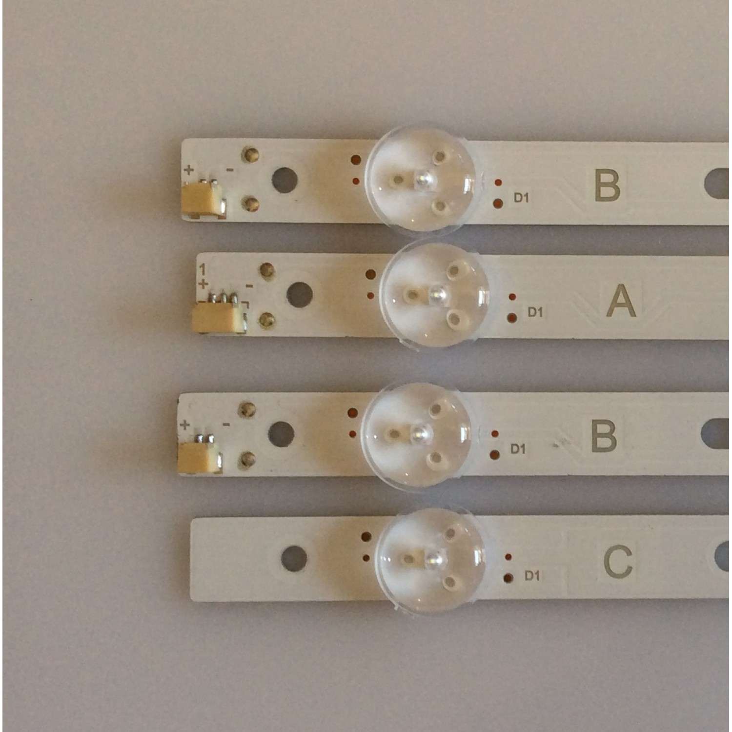 KIT DE LED'S PARA TV (4 PIEZAS) / VIZIO / IC-C-VZAA48D754A/B/C / IC-C-VZAA48D754A / IC-C-VZAA48D754B / IC-C-VZAA48D754C / 098101003157 / 098101003158 / 098101003159 / PANEL LSC480HN08-G07 / V500HK1-XRS5/ MODELOS D48N-E0 / D48-D0 LAUSTWET - Imagen 2