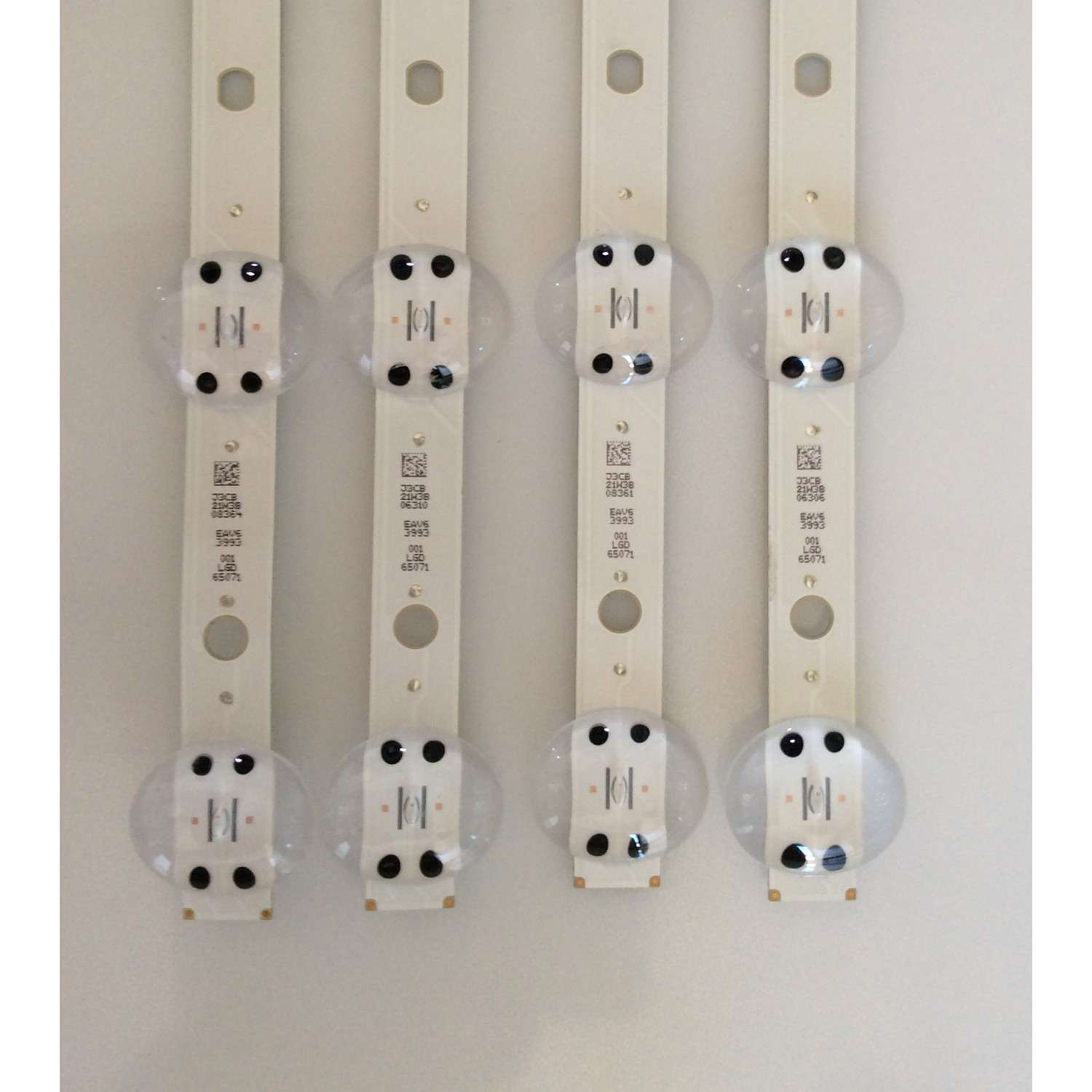 KIT DE LED'S PARA TV LG ((4 PIEZAS)) / NUMERO DE PARTE EAV63993001 / SVL650A71 / SSC_Trident_65UK63_S / SSC_65UK63(LGD)_9LED_SVL650A71_REV1.0_171201 PANEL NC650DGG-AAGX1 / MODELOS 65UK6200PUA / 65UK6090PUA / 65UU340C / 65UU340C-UB / 65UU340C-UB.AUSWLOR - Imagen 4