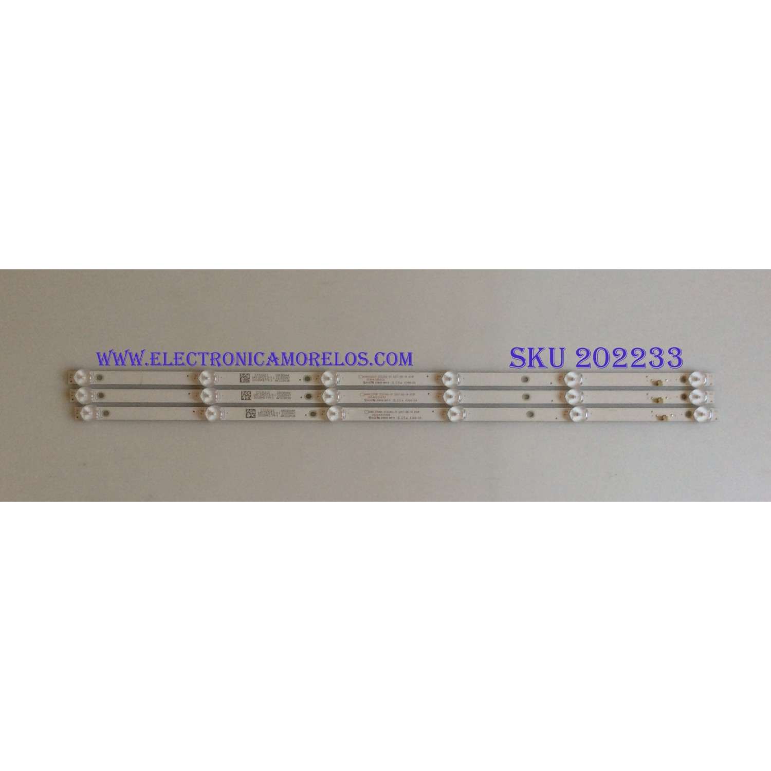 KIT DE LED'S PARA TV SEIKI ((3 PIEZAS)) / NUMERO DE PARTE 303AK320052 / AHKK32D06-ZC22AG-51 / 180309A4 / AK320M38 / MODELO 32HK700N