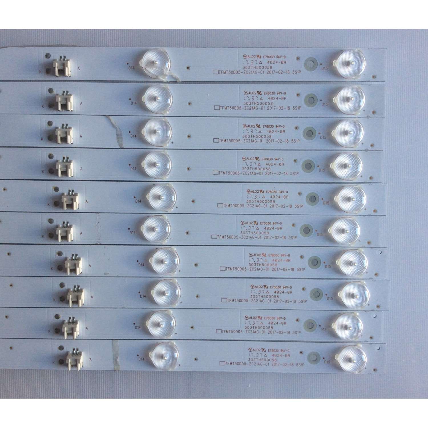 KIT DE LED'S PARA TV ELEMENT (10 PIEZAS) / NUMERO DE PARTE TFMT50D05-ZC21AG-01 / 303TH500058 / E78030 / TH500M29 / PANEL T500-0DX-DLED / DISPLAY T500QVR05.5 / MODELOS E4SFT5017 K7C4M / E4SFC5017 / WD50FB2530 - Imagen 2