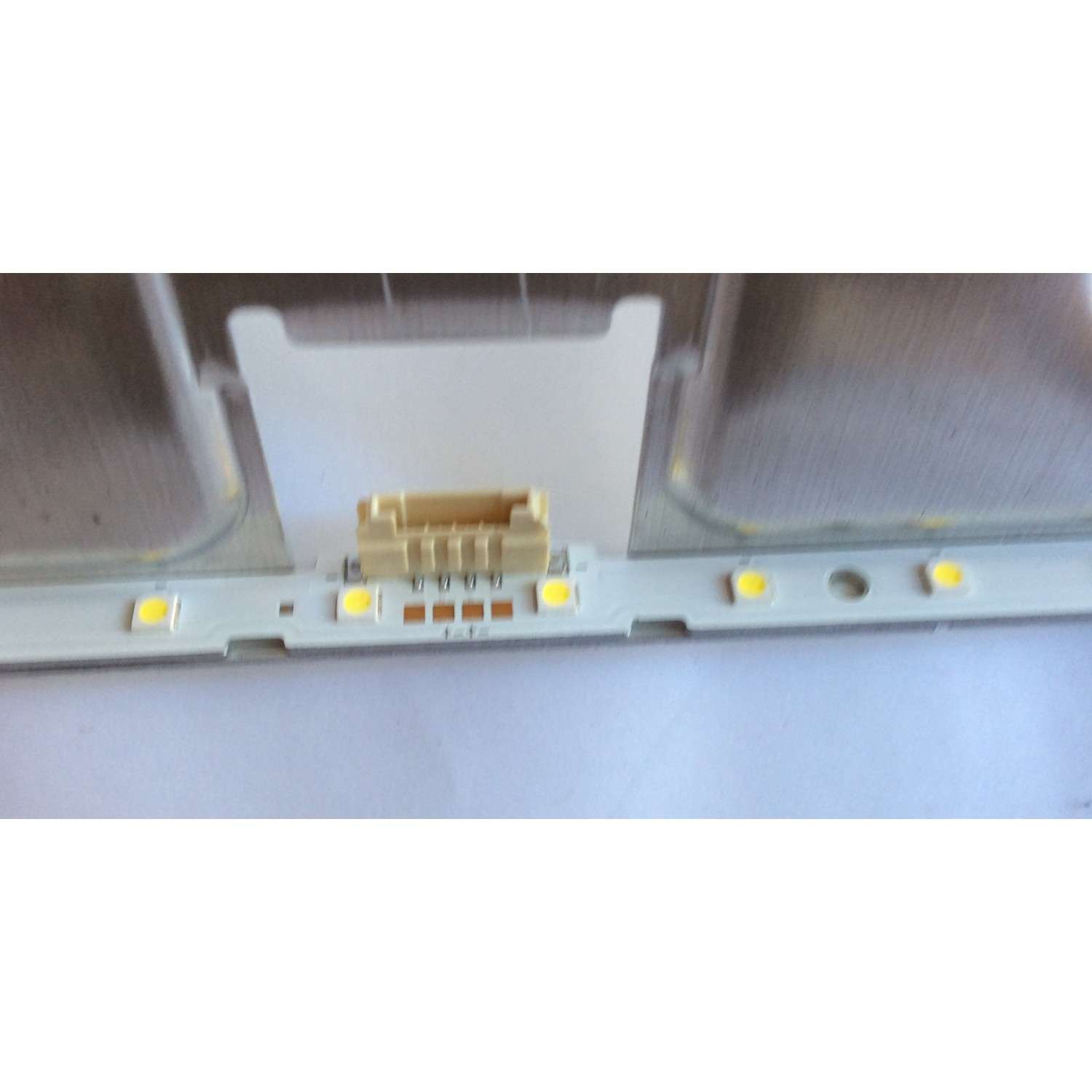 LED PARA TV SAMSUNG (1PIEZA) / NUMERO DE PARTE BN96-45913A / 45913A / L1_NU7.1/7.3 E5_CDM_S20(2) R1.1_RCR_100 / LM41-00566A / BN61-15485A / PANEL CY-NN055H / MODELOS UN55NU / UA55NU / UE55NU / MAS MODELOS EN DISCRIPCIÓN / ((MEDIDAS 1.21M X 12 CM)) - Imagen 3