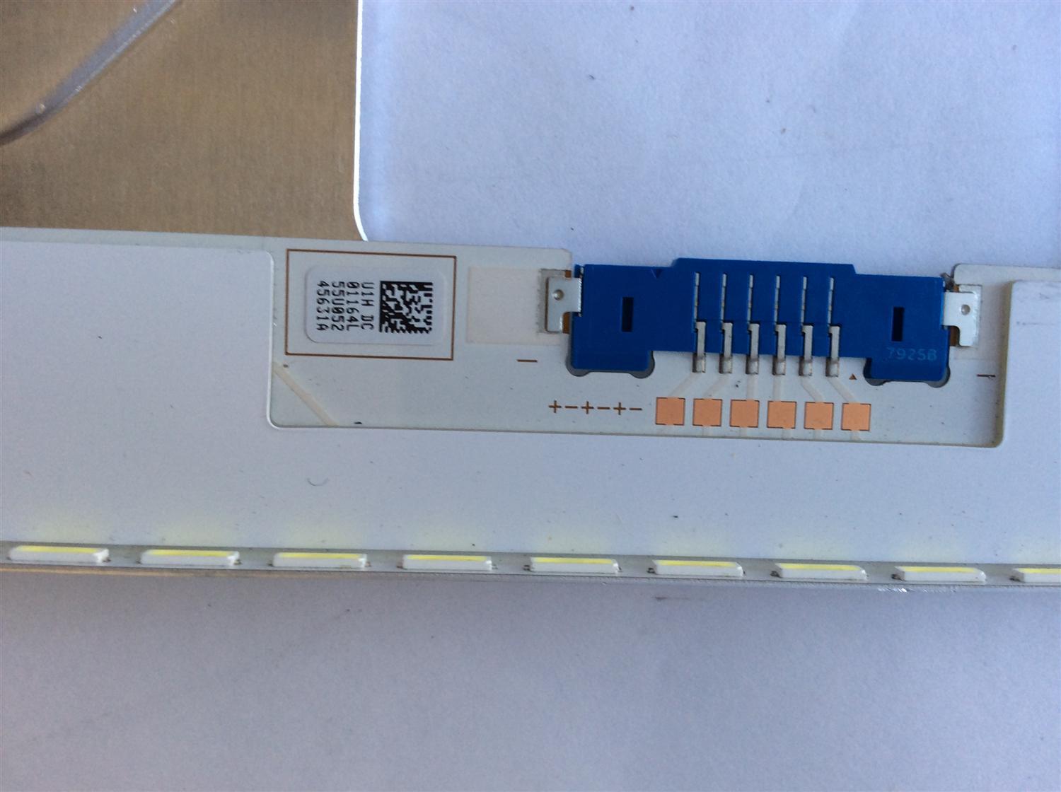 LED PARA TV SAMSUNG ((1 PIEZA)) / NUMERO DE PARTE BN96-45631A / BN61-15535A / LM41-00580A / L1_NU8_E5_CEM_S22(3)_R1.1_RBH_407060_LM41-00580A / CY-SN55 / MODELOS UN55NU / UA55NU / UE55NU / LH55Q / MAS MODELOS EN DESCRIPCIÓN / MEDIDAS ((1.20 M X 20 CM)) - Imagen 3