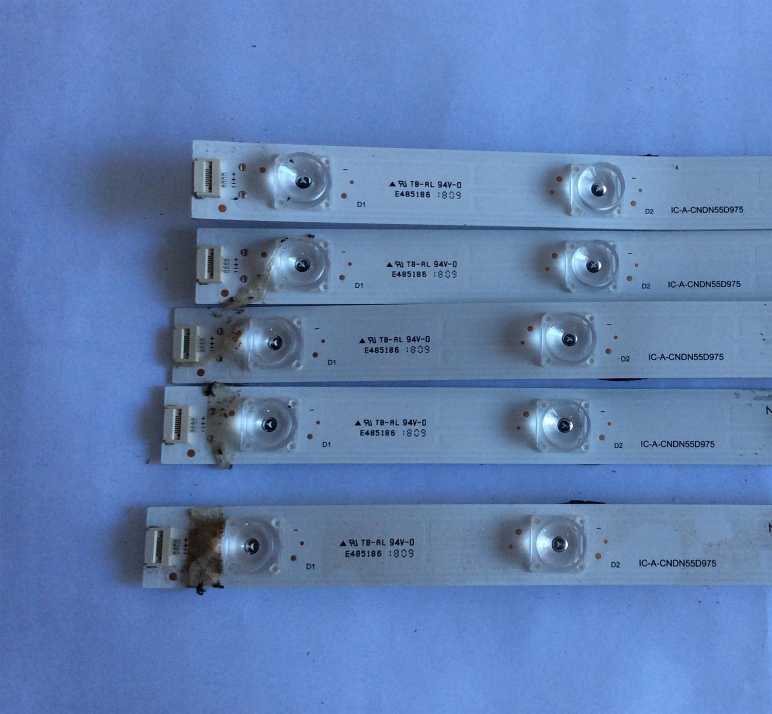 KIT DE LEDS PARA TV HISENSE ORIGINAL 5 PIEZAS / NUMERO DE PARTE IC-A-CNDN55D975 / 1190188 / 1190188 B1 / MHM36N120WKK7 / MHM37N120WKK7 / PANEL HD550S1U51-T0L3 / MODELO 55H8E - Imagen 2