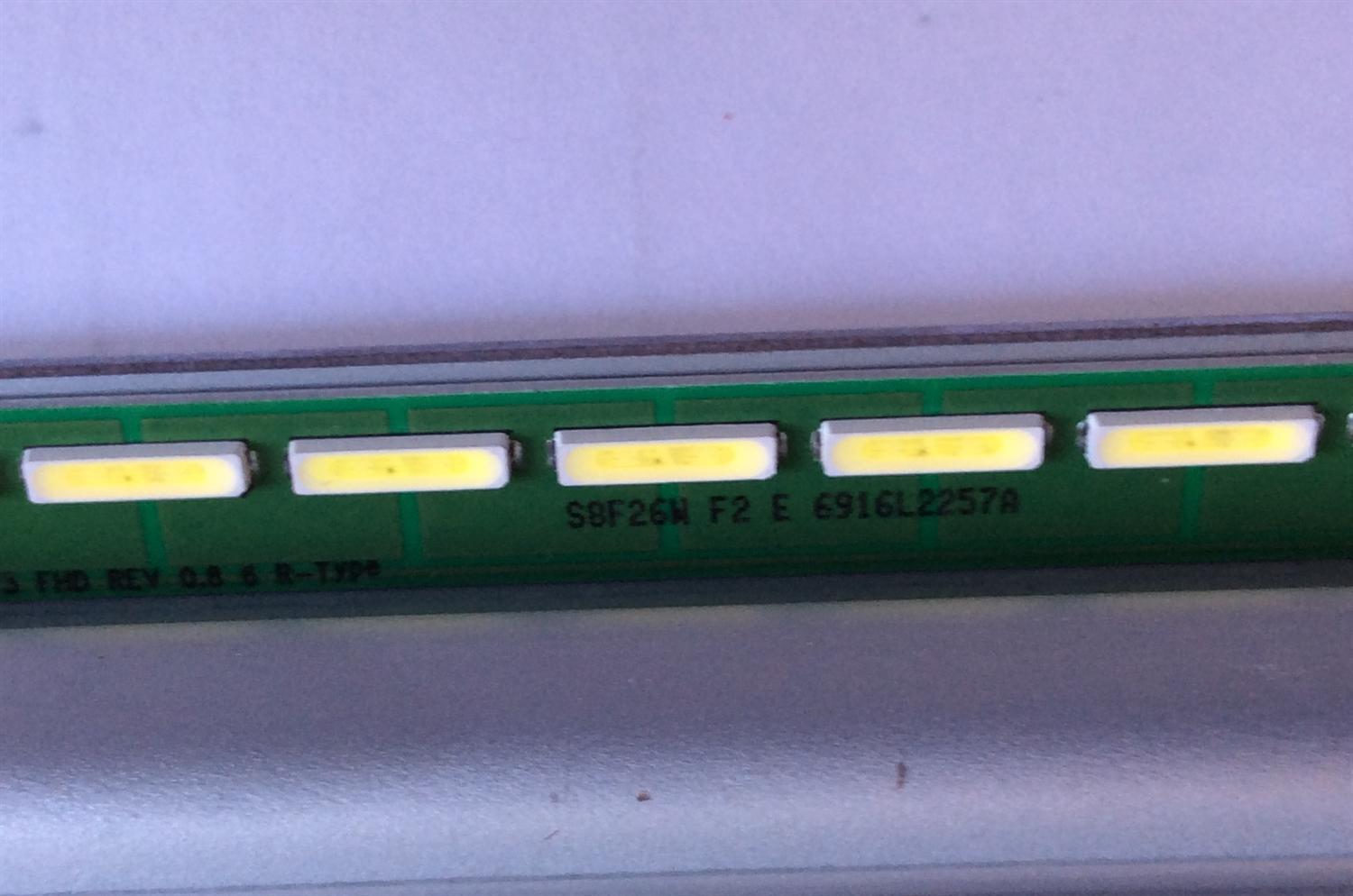 LED PARA TV (1 PIEZA) / LG / 6916L-2256A / 6916L-2257A / 6916L2256A, 6916L2257A, 65" V15 ART3 FHD REV 0.8 6 L-TYPE / 65" V15 ART3 FHD REV 0.8 6 R-TYPE / 6922L-0153A / PANEL LD650EUF(FH)(B1) / MODELO 65SM58-BD AUSSLH / 1.42 M X 12 CM /  - Imagen 3