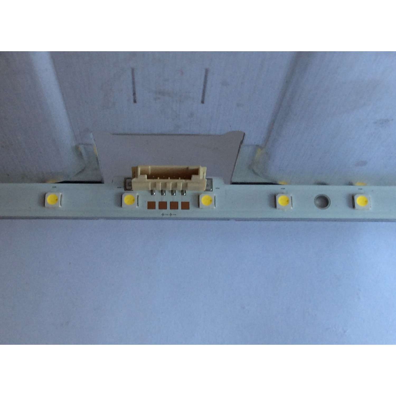 LED PARA TV SAMSUNG / NUMERO DE PARTE BN96-46866A / LM41-00632A / BN61-15847A / L1_NU7.1/7.3 / E8_CDM_S21(2) / R1.0_S3L_100 / PANEL'S CY-NN058HGNV2H / CY-NN058HGNV1H / MODELOS UE58NU / UE58RU / UN58NU / UN58RU / UA58RU / ((MEDIDAS 1.27M x 12CM)) - Imagen 3