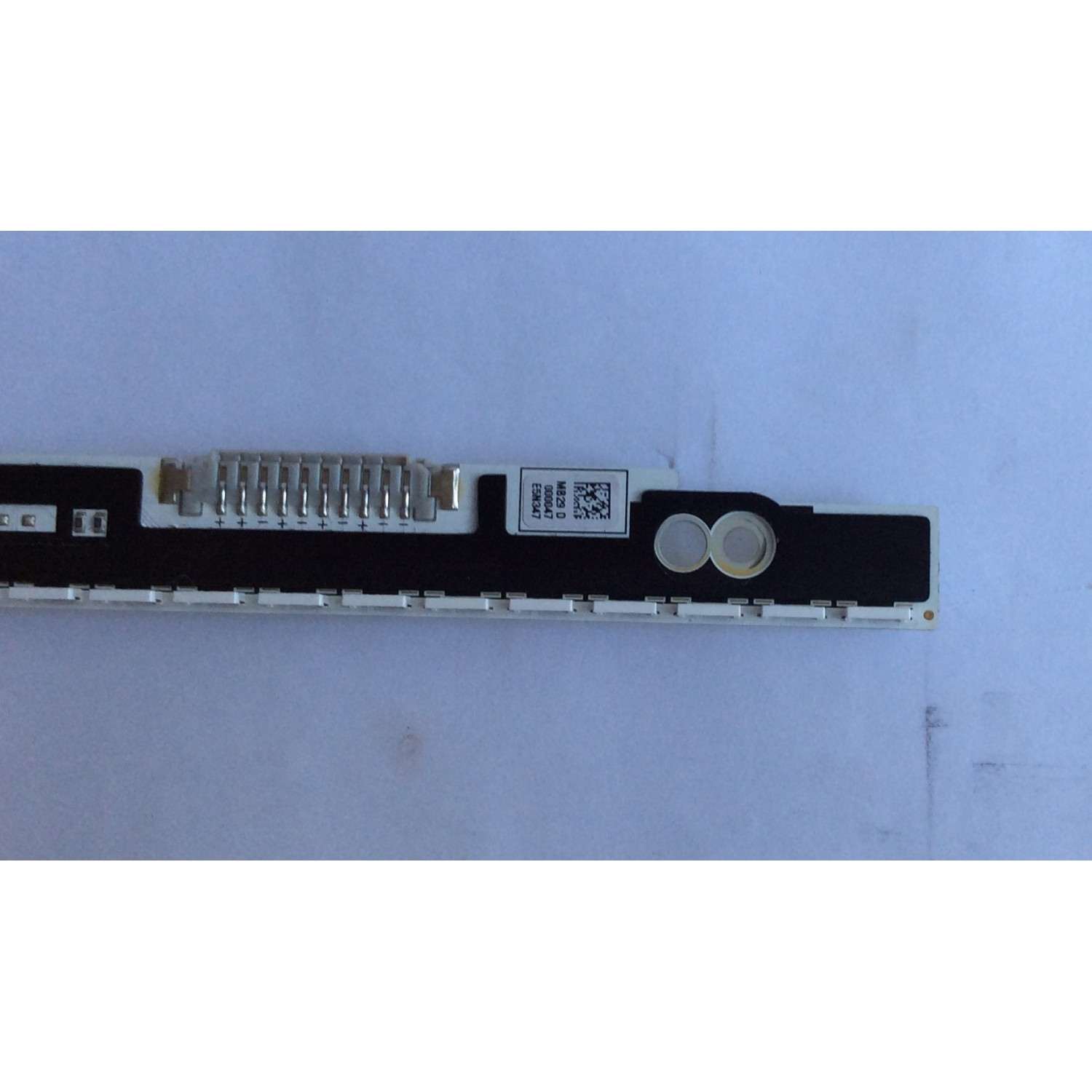 LED ORIGINAL PARA TV SAMSUNG / INCOMPLETO 1 PIEZA / NUMERO DE PARTE 2012SVS55 7032NB / 2012SVS55 7032NB LEFT80 REV1.1 / PANEL LTJ550HQ26-V / LTJ550HQ16-V / MODELO UN55ES800MXZL / UN55ES7500FXZA TS01 / UN55ES7003FXZA / KIT CONSTA ORIGINALMENTE 2 PIEZAS - Imagen 2