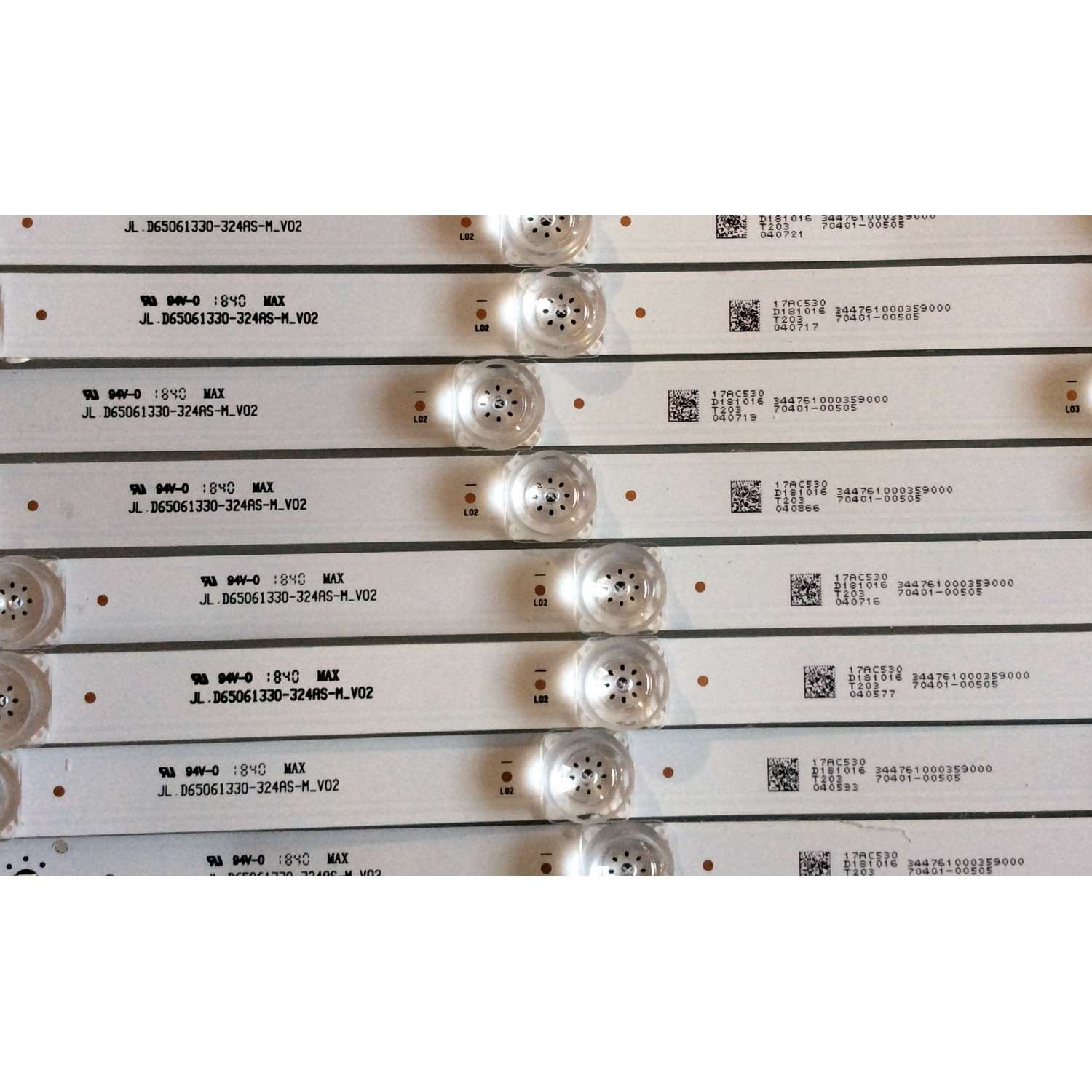 KIT DE LED'S PARA TV VIZIO (12 PIEZAS) / NUMERO DE PARTE JL.D65061330-324AS-M / JL.D65061330-324AS-M_V02 / 344761000359000 / 70401-00505 / 17AC530 / PANEL BOEI650WQ1 / MODELOS D65X-G4 / D65-F1 / V655-H4 / D65X-G4 LHBFXVAU/D65X-G4 LHBFXVBU/D65X-G4 LHBFXVCU - Imagen 2