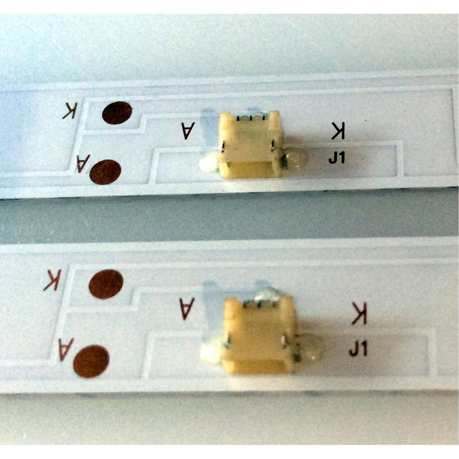 KIT DE LED`S PARA TV (2 PIEZAS) / INSIGNIA LED32D06-ZC22AG-05 / 30332006003 / 1010295726-2 / 190429BF2 / E78030 / 5621-A0 / 2018-09-25 6S1P / C22/D/34 / 145-150/3.0-3.1 / PANEL V320BJ8-Q01-C1 / MODELO NS-32D22NA20 - Imagen 4