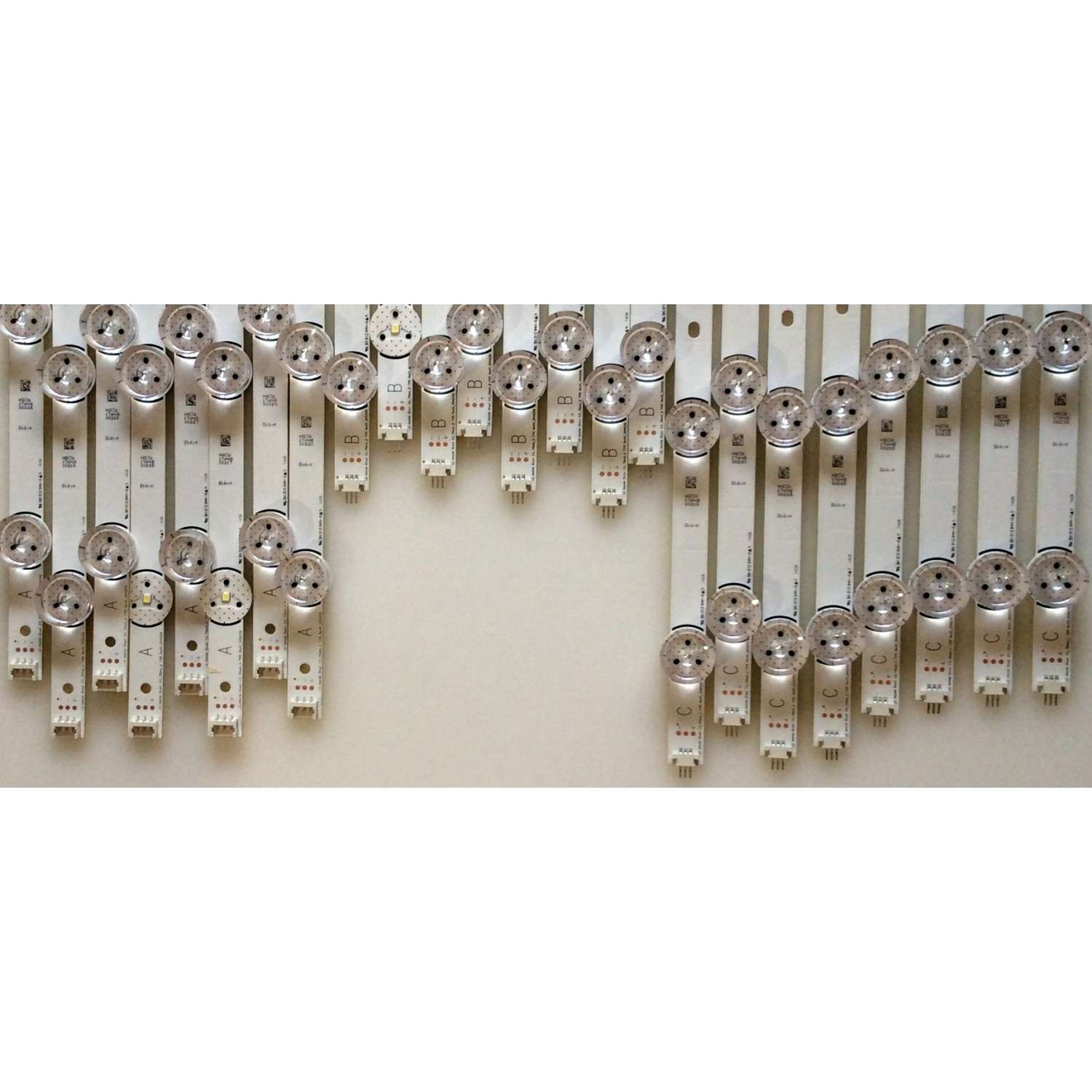 KIT DE LEDS PARA TV LG 24 PIEZAS / NUMERO DE PARTE LG Innotek Direct 3.0_70inch_A TYPE Rev01_20140310 / LG Innotek Direct 3.0_70inch_B TYPE Rev01_20140310 / LG Innotek Direct 3.0_70inch_C TYPE Rev01_20140310 / PANEL HC700CUF-VHHD1 / MODELO 70LB7100-UC - Imagen 6