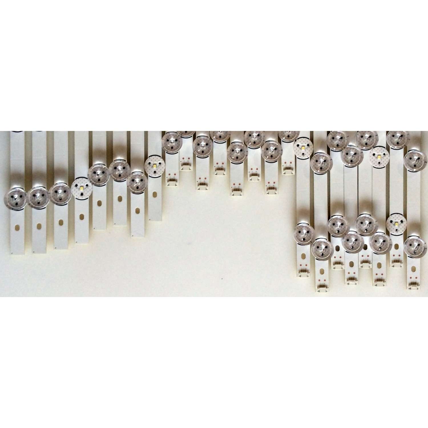 KIT DE LEDS PARA TV LG 24 PIEZAS / NUMERO DE PARTE LG Innotek Direct 3.0_70inch_A TYPE Rev01_20140310 / LG Innotek Direct 3.0_70inch_B TYPE Rev01_20140310 / LG Innotek Direct 3.0_70inch_C TYPE Rev01_20140310 / PANEL HC700CUF-VHHD1 / MODELO 70LB7100-UC - Imagen 7