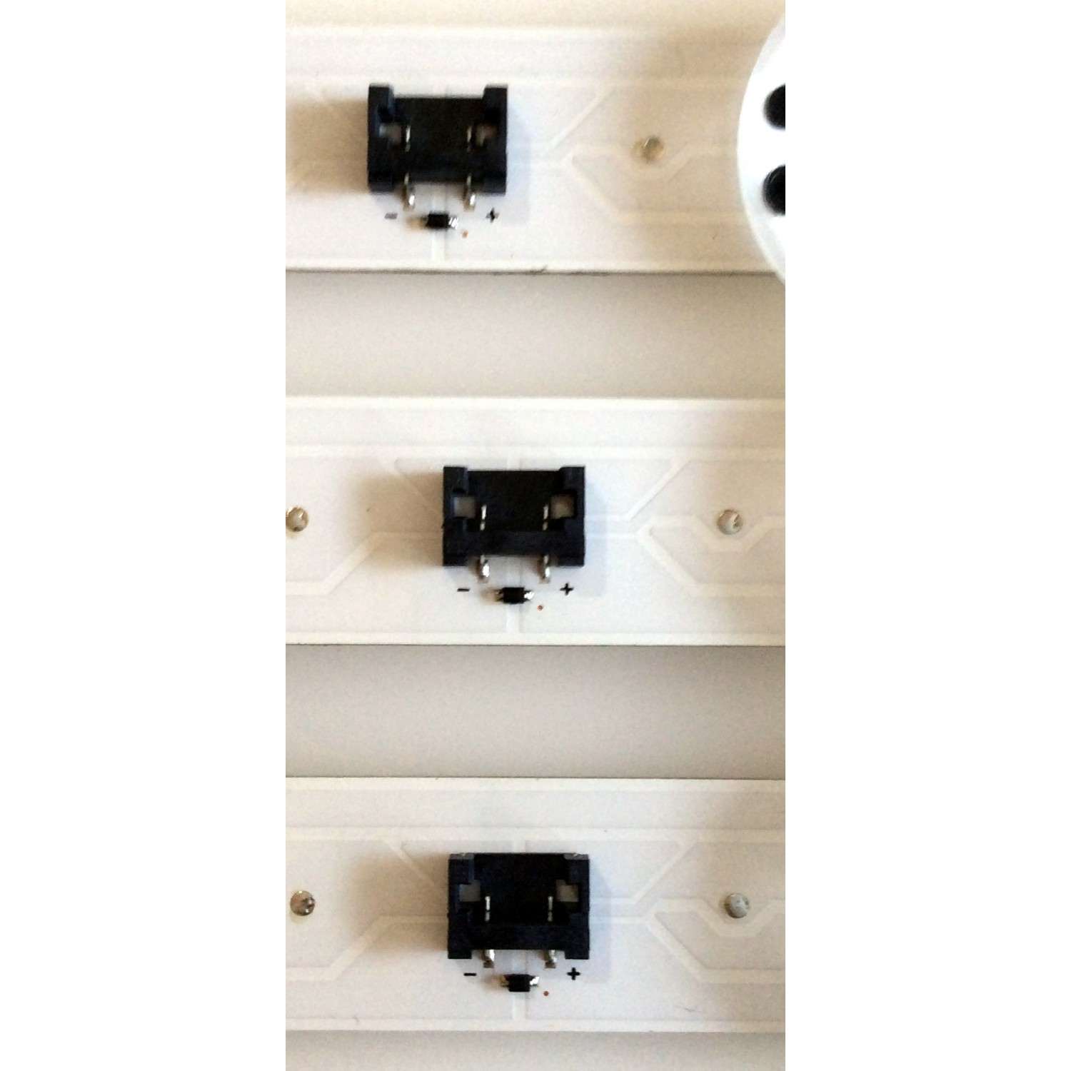 KIT DE LED`S PARA TV (3 PIEZAS) / LG EAV64013701 / SSC_TRIDENT_55UK63_S / SSC_TRIDENT_55UK63 / SSC_55UK63 / SVL550AS48AT5 / 171201 / PANEL`S NC550DGG-ABGX1 / NC550DGG-ABGX3 / MODELOS 55UK6300PUE / 55UK6090PUA / 55UK6300PUE.BUSTLOR / 55UK6090PUA.BUSTLOR - Imagen 2