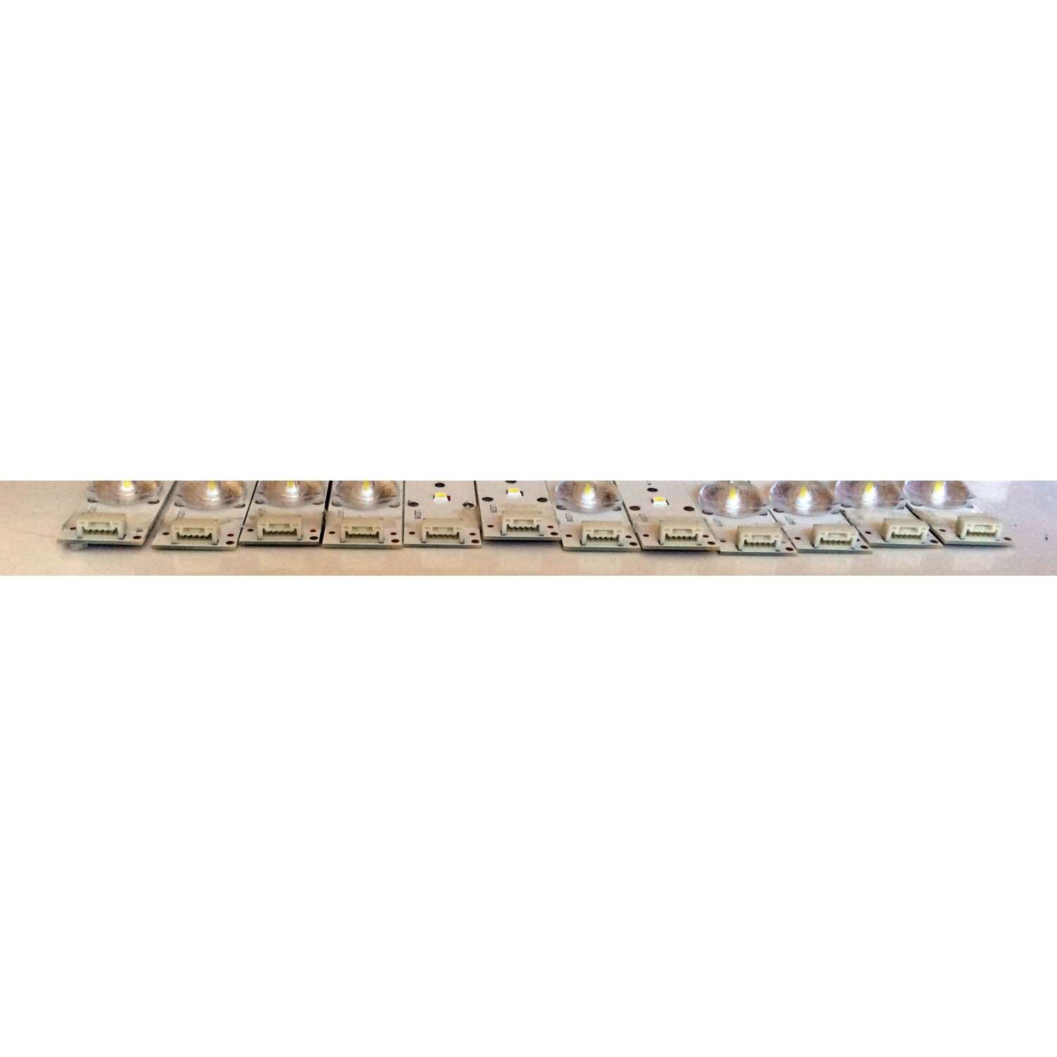 KIT DE LED`S PARA TV (12 PIEZAS) / RCA 01.JL.D55081235-031AS-R7N / JL.D55081235-031AS / E331251 / N150826 / PANEL LSC550FJ06-12V / MODELO LED55G65RQ - Imagen 3