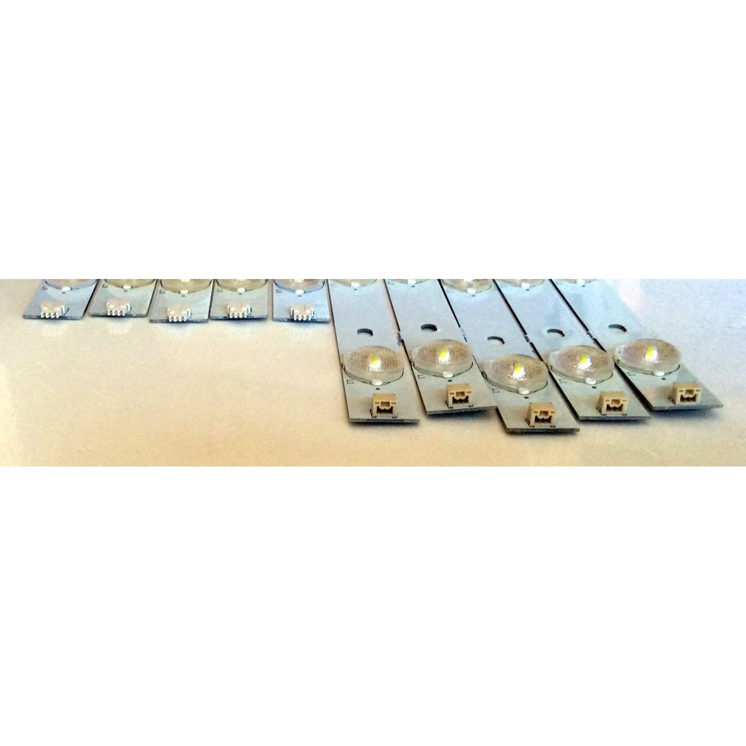 KIT DE LED`S PARA TV (10 PIEZAS) / VIZIO IC-B-CNA050D136L / IC-A-CNA050D136R / CNA050D136R / XC036-4059DA2 / LXC036 / LXCO36 / E306084 PANEL T500HV01.0 / D500D3-GW50-C0X / MODELO ELEFW502 - Imagen 5