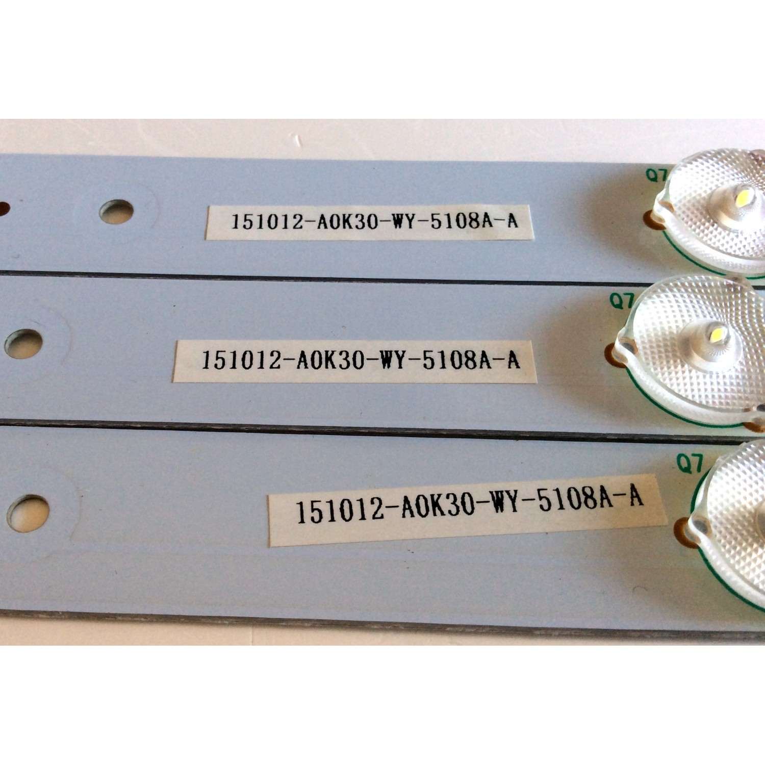 KIT DE LED´S PARA TV (3 PIEZAS) / AVERA LGL3237-3528ES-103 / C241269 / 151012-A0K30-WY-5108A-A / PANEL ST3151A04-8 / MODELO 32AER10 - Imagen 2