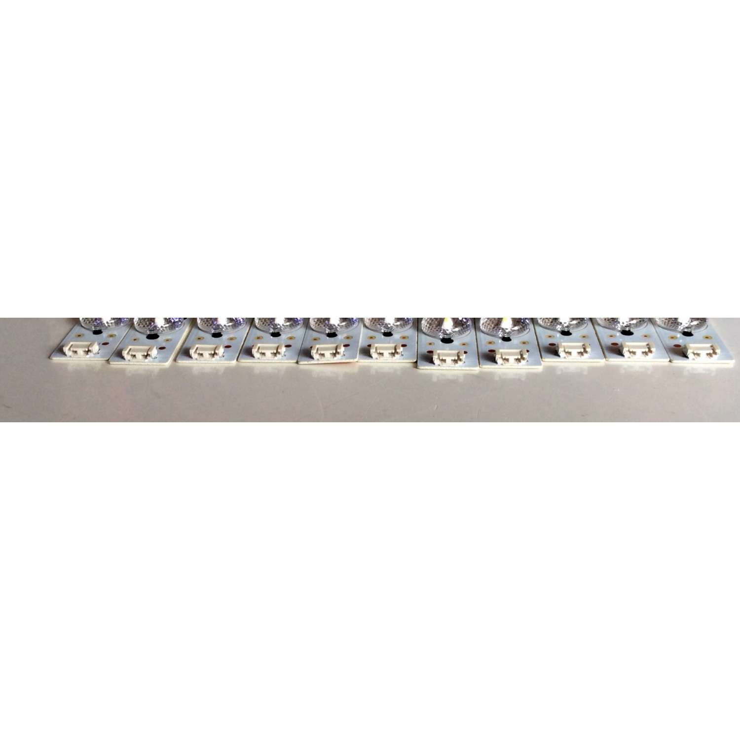 KIT DE LED´S PARA TV / NOTA IMPORTANTE:KIT CUENTA ORIGINALMENTE DE 12 PIEZAS (INCOMPLETO SOLO 11 PIEZAS) / LG 10-10065A-01A / 5835-W50002-2P00 / E249823 / BG7C5 3340S X69Y / BG7C53340SX69Y / PANEL RDL500WY (QD0-00H) Rev:00 / MODELO / 50UH5530-UB.CUSJLH - Imagen 2