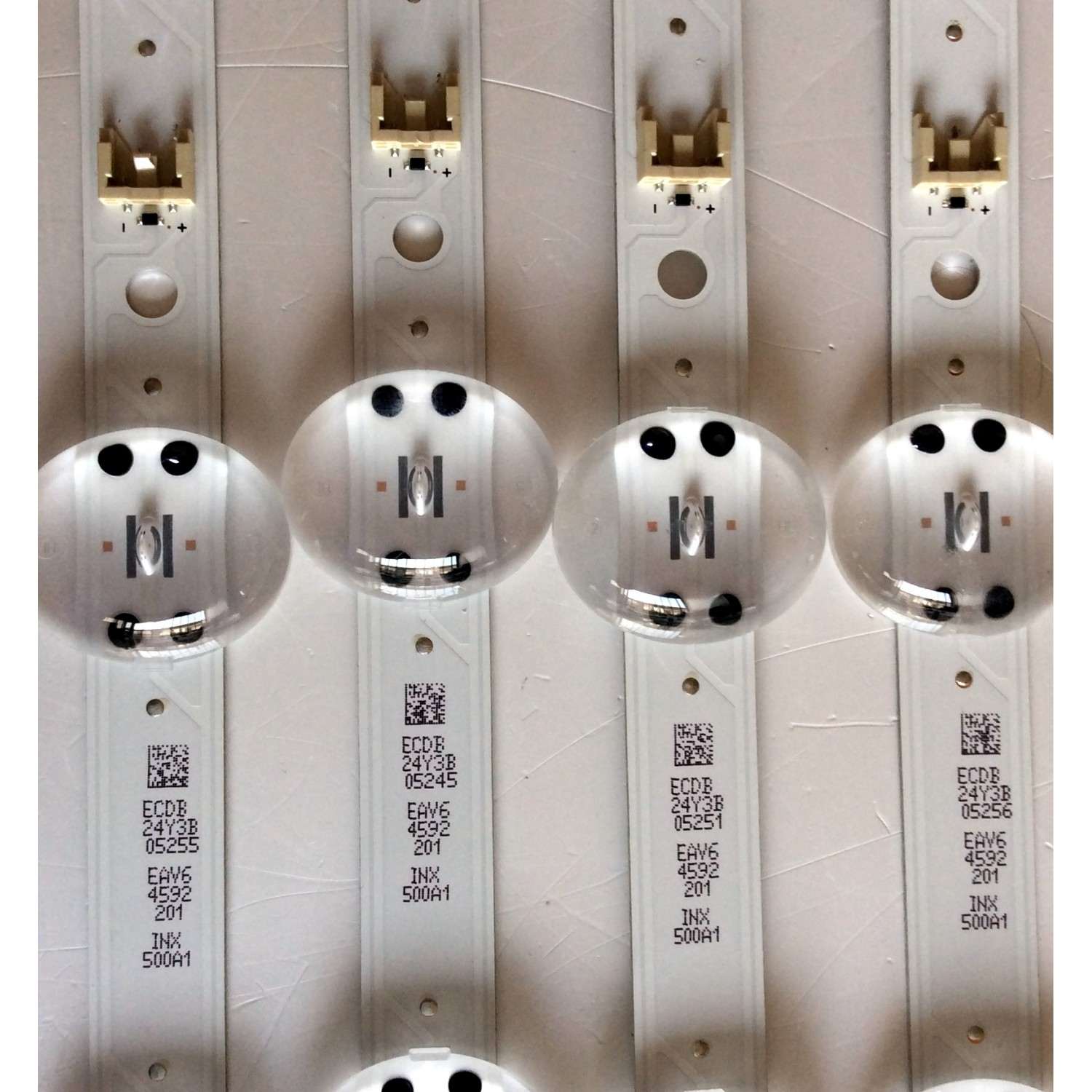 KIT DE LED´S PARA TV LG (4 PIEZAS) / NUMERO DE PARTE EAV64592201 / SSC_Y19_Trident_50UM73_S / SSC_Y19_Trident_50UM73 / SSC_Y19_Trident_50UM73_REV00_180705 / PANEL'S NC500DQG-VXHX3 / NC500DQG-VXHX7 / NC500DQG-VXHX5 / HC500DQN-VCXL1 / MODELOS 50UN7300 - Imagen 3