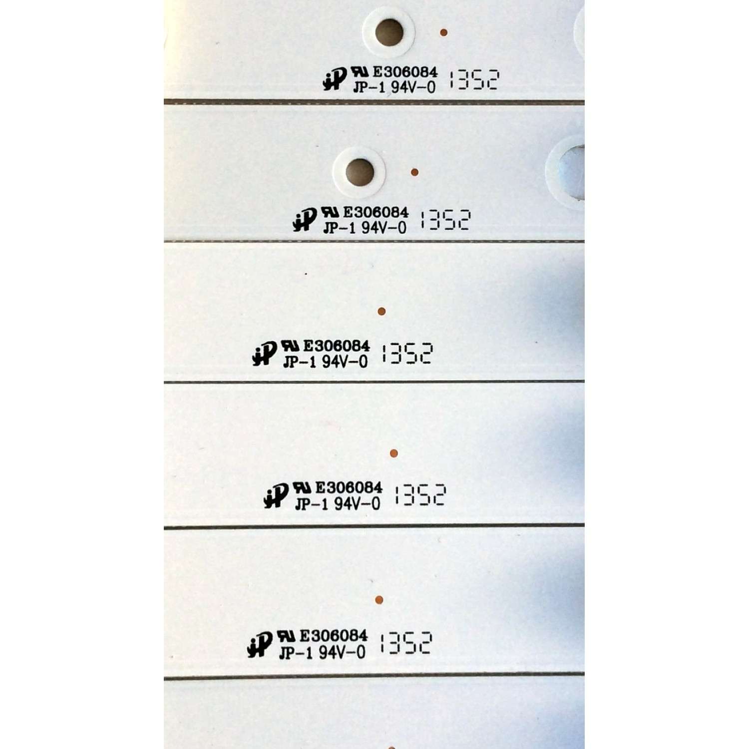 KIT DE LED´S PARA TV (16 PIEZAS) / PANASONIC IC-B-HWBR55D345 / IC-B-HWBR55D345R / IC-B-HWBR55D345L / 75.P2Q01G001 / 75.P2Q02G001 / LP-I5-5-E4 / P2QE24MA4853 / PANEL PAV5533-01 / MODELO TC-55AS530U - Imagen 4