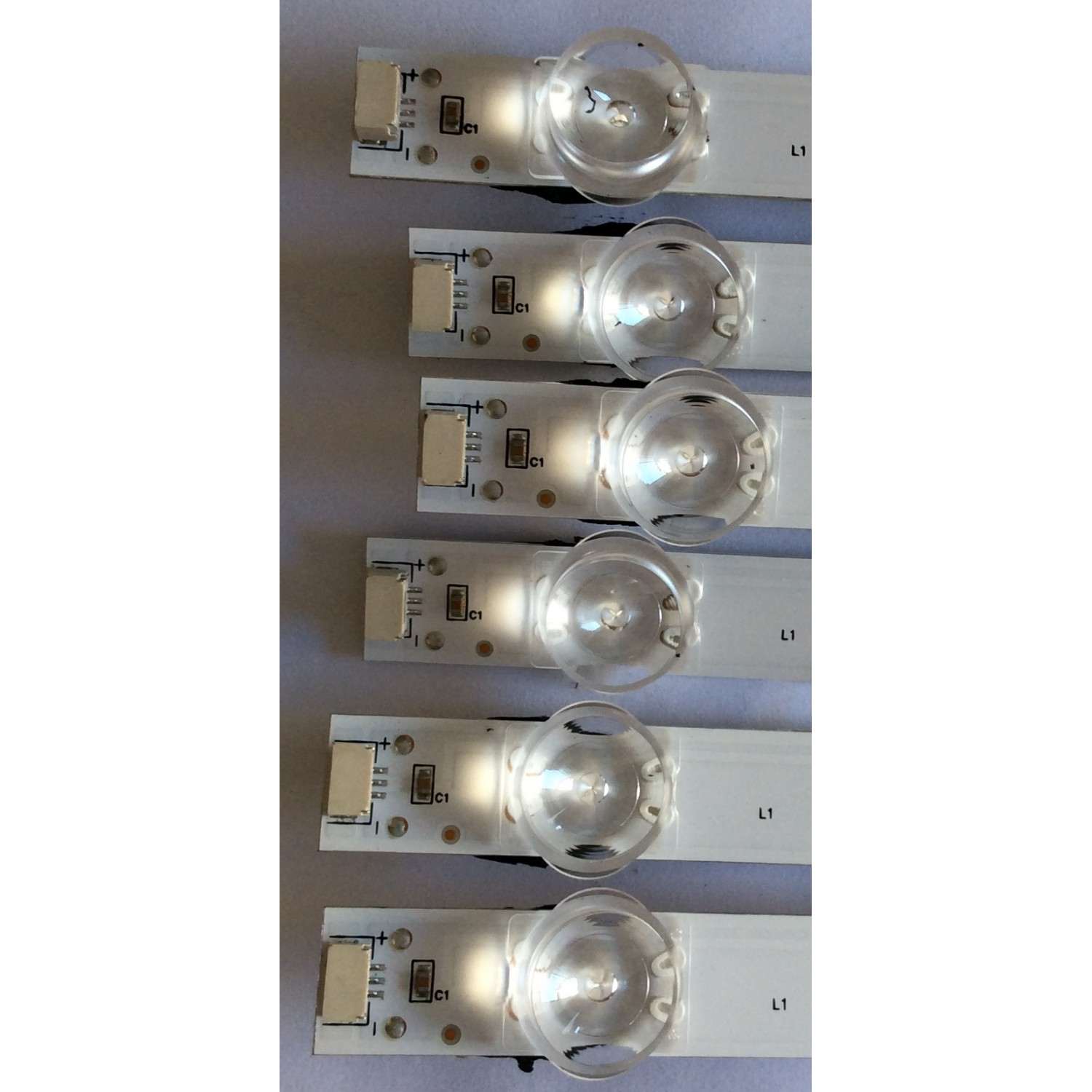 KIT DE LED'S PARA TV TCL ((6 PIEZAS)) / NUMERO DE PARTE JL.D65081330-365AS-M_V03 / JL.D65081330-365AS-M / 4C-LB6508-PF01J / 4C-LB6508-PF02J / PANEL LVU650NDEL / MODELOS 65S423 / 65S423TEAA / 65S423TFAA - Imagen 3