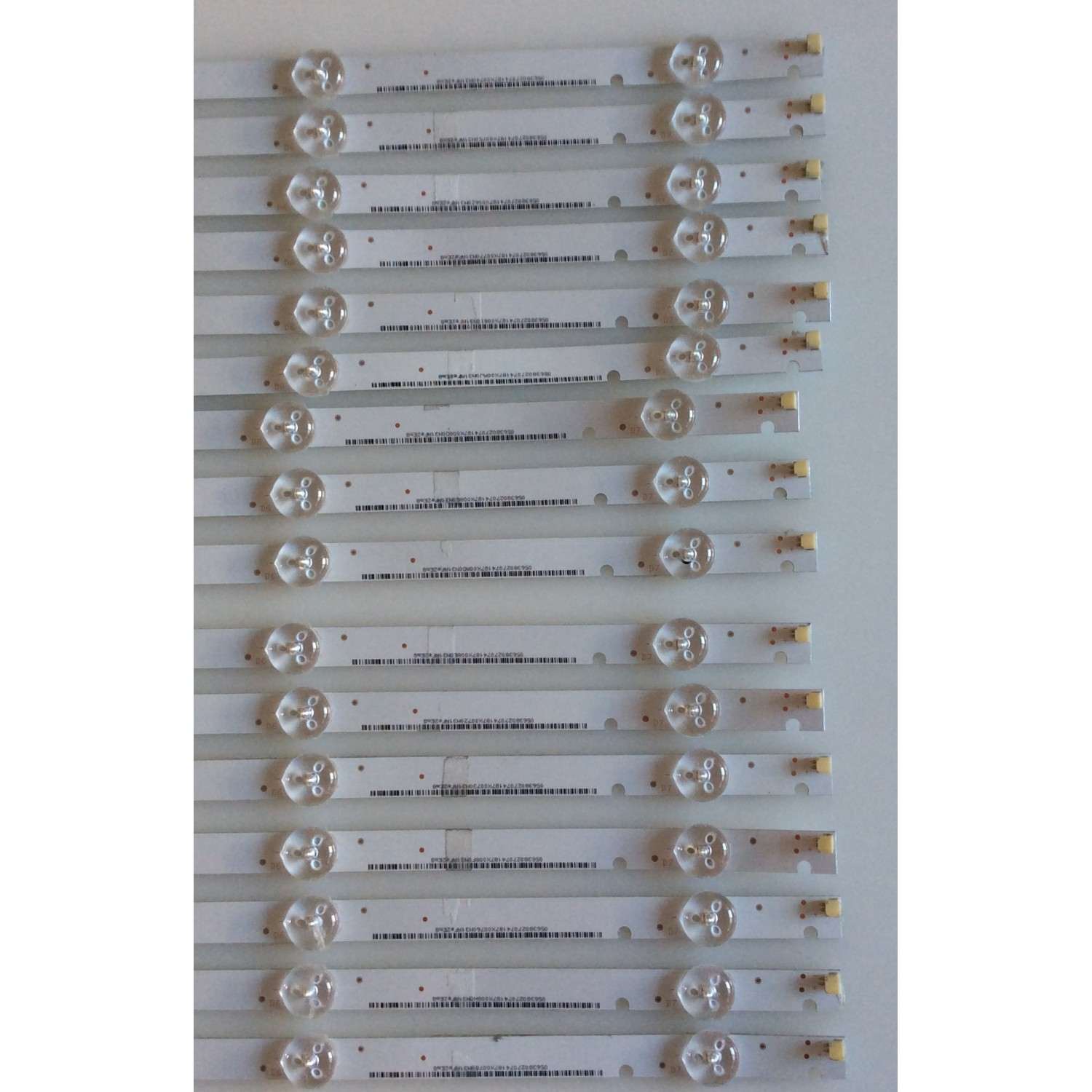 KIT DE LED´S PARA TV VIZIO (16 PIEZAS) / I-7500WS80071-V3 / PANEL LC750EQY  (SK)(A1) / MODELO E75-F2 LWZJWWMU - Imagen 3